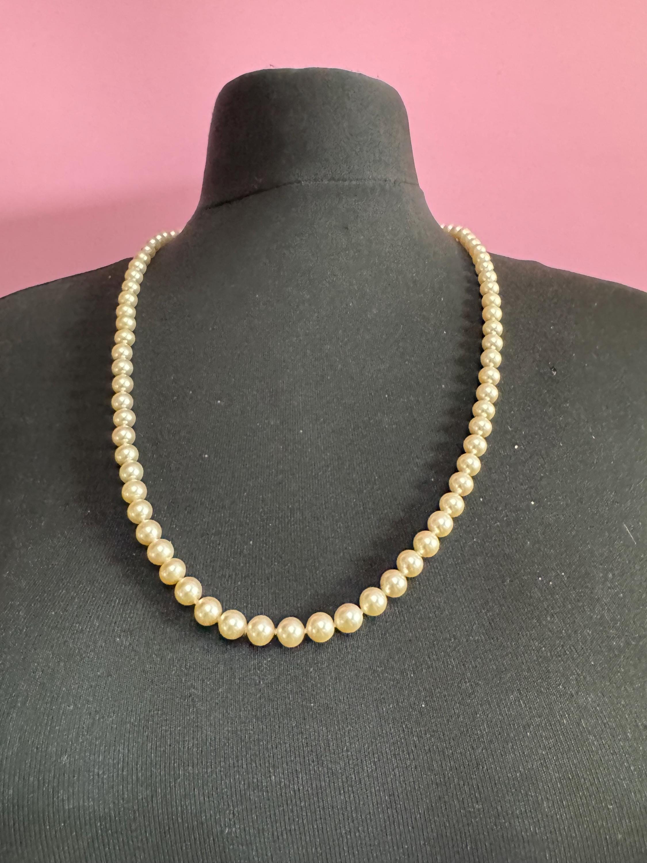 Faux glass Pearl long Necklace Single Strand Cream silver tone diamant clasp Knotted 72cm