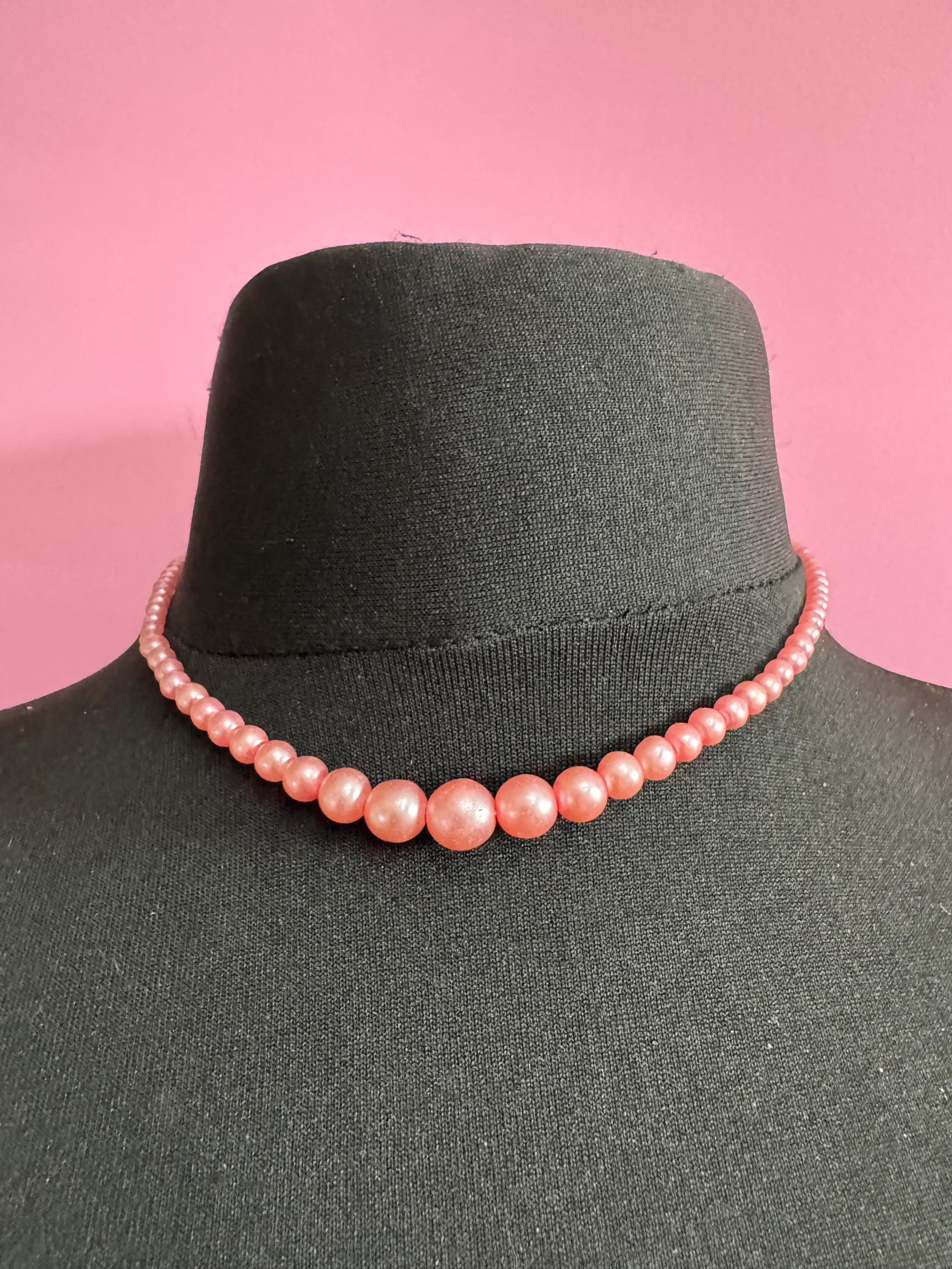 Bright pink graduated faux glass pearl short necklace, Vintage 42cm single strand, row of pearls silver tone rhinestone clasp