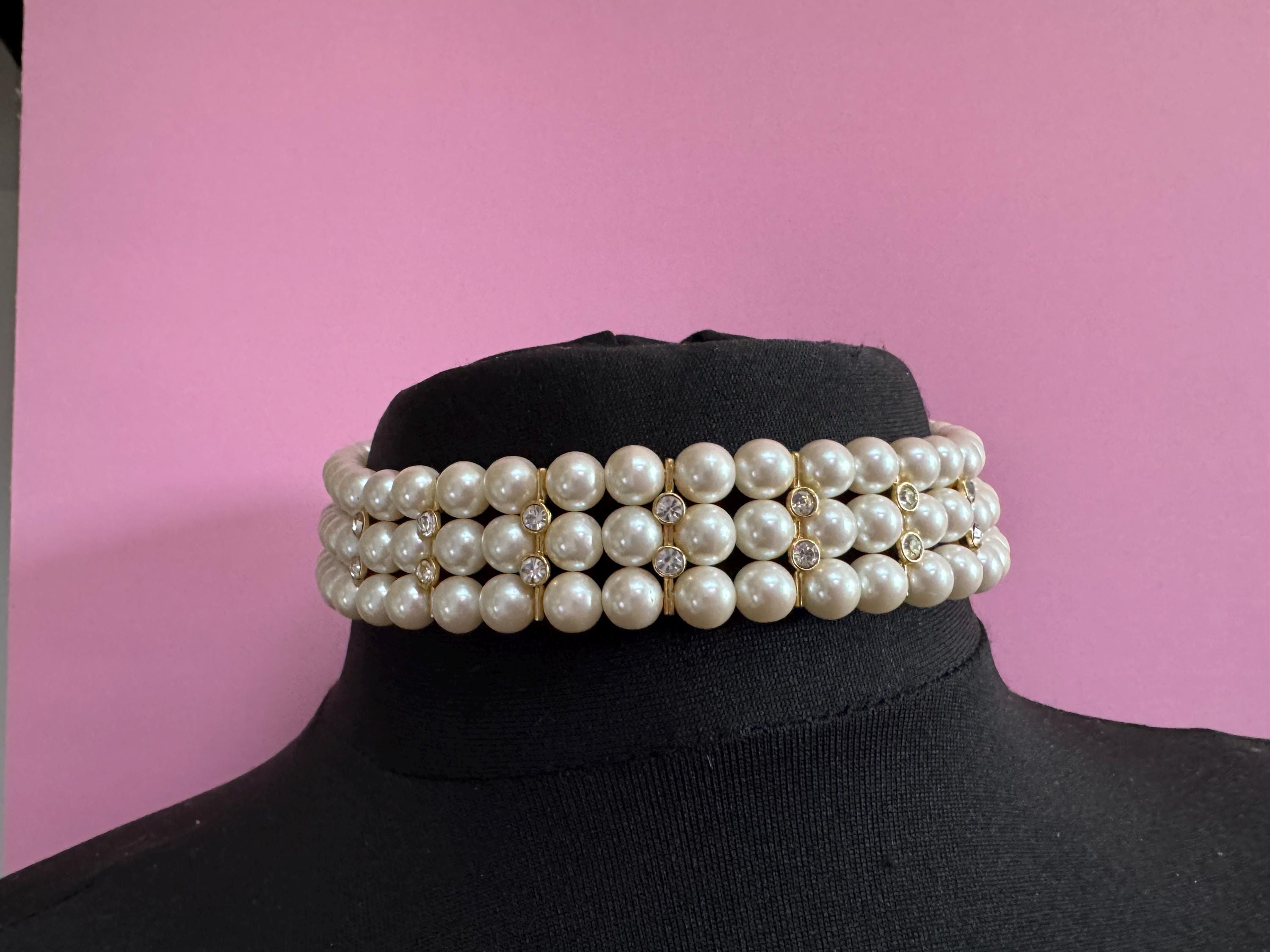 Petite fit  38cm sit on the neck 3 row Cream glass faux pearl choker necklace with clear rhinestone gold tone