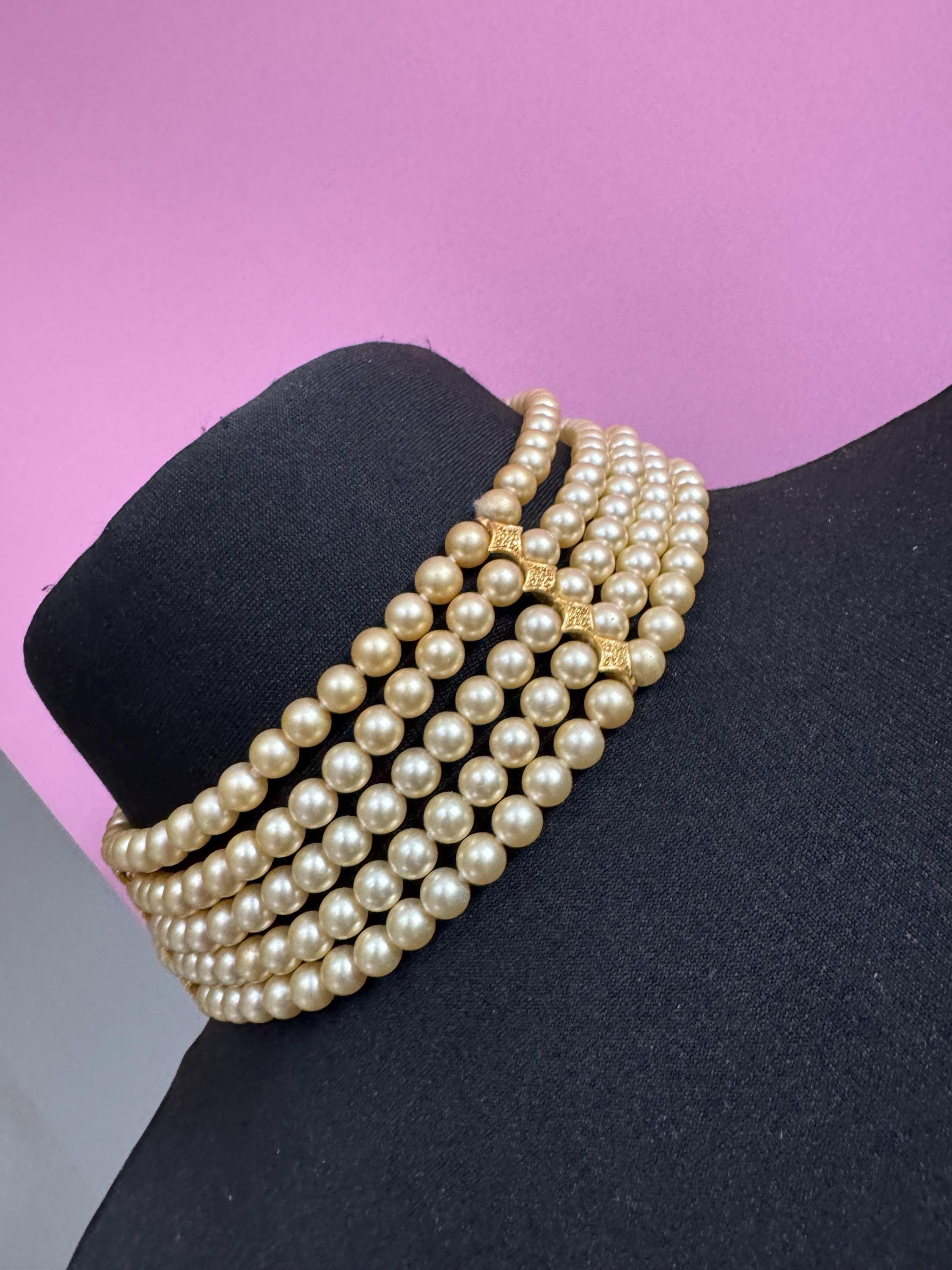 Vintage 36cm to 41cm sit on the neck 5 row Cream glass faux pearl choker necklace gold tone