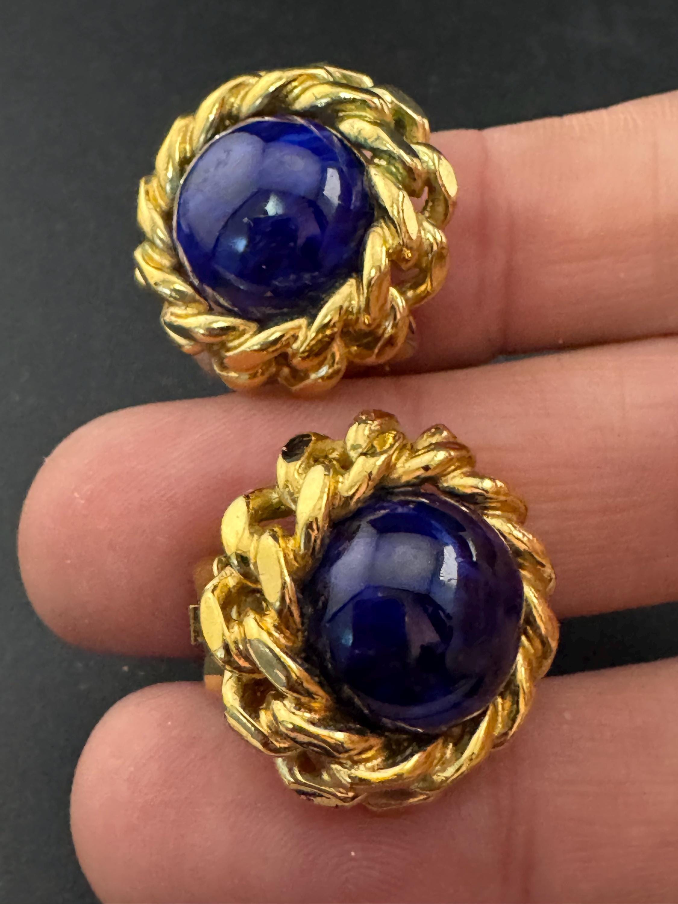 Signed GROSSE blue glass cabochon clip on earrings 2.5cm, gold chain edge