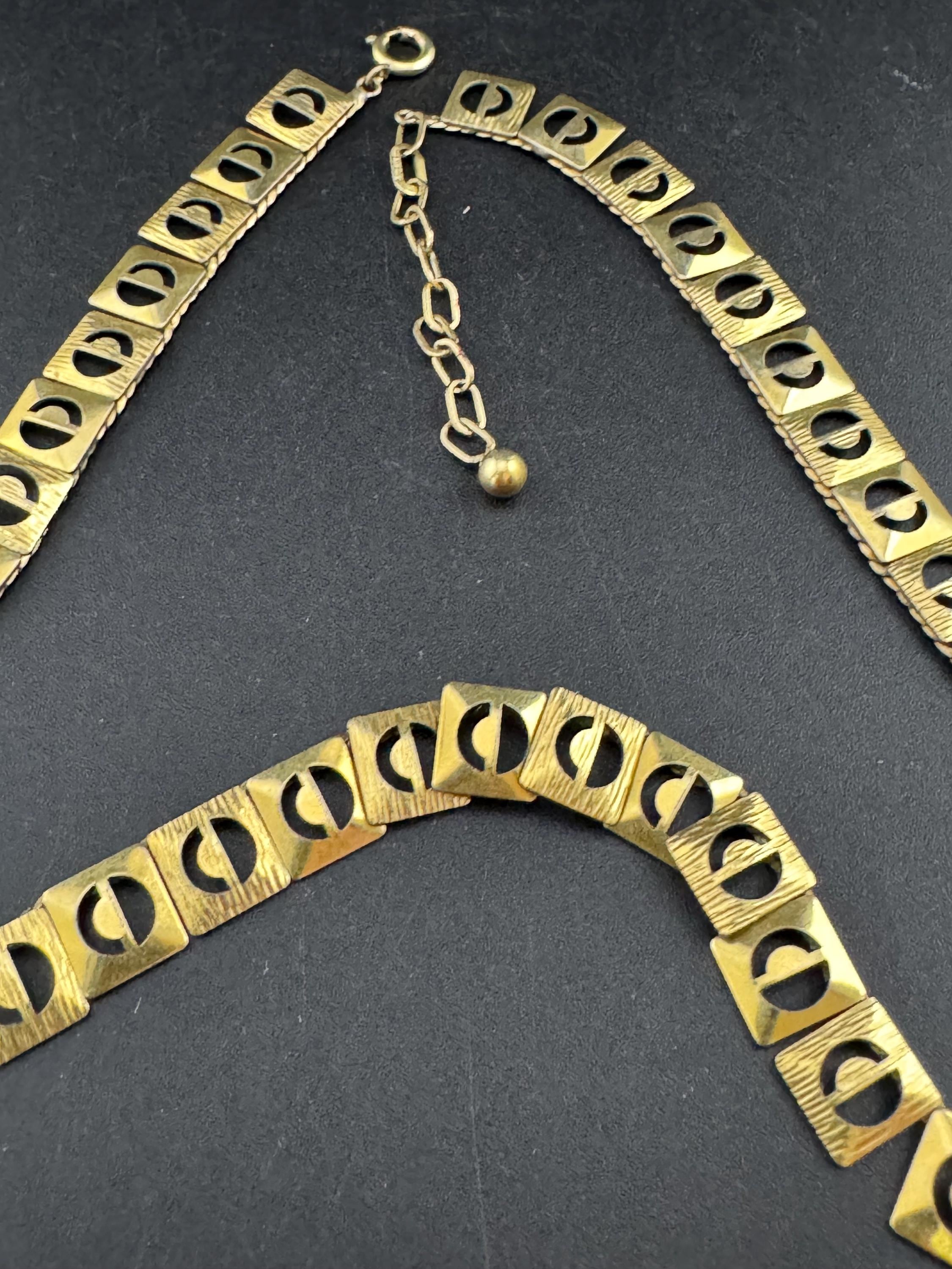 Vintage mid century gold plated openwork collar choker necklace