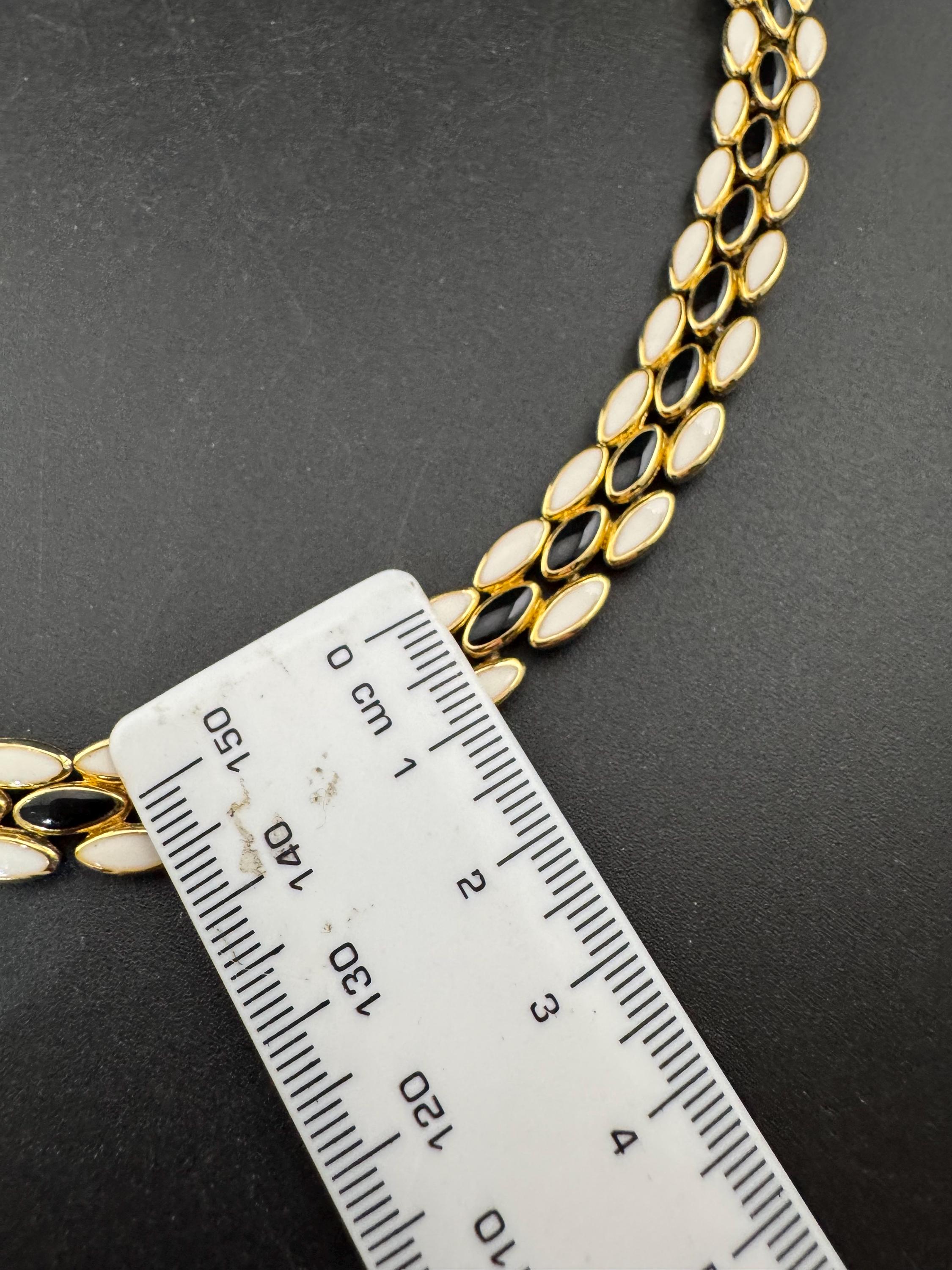 Retro 1980s gold tone black and white enamel panther link collar necklace 43cm