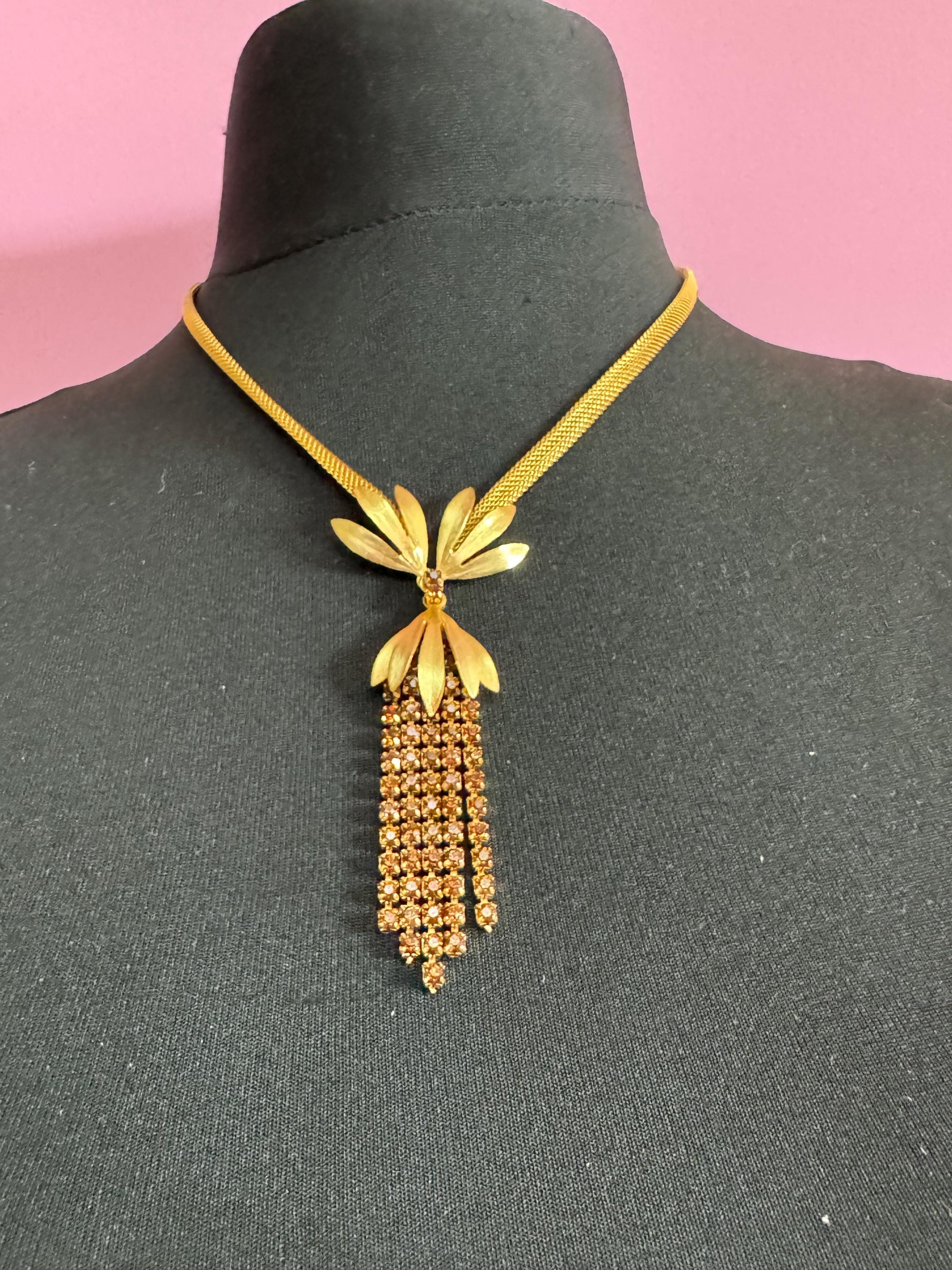 Vintage gold tone cognac brown glass diamanté lariat dropper necklace 1960s