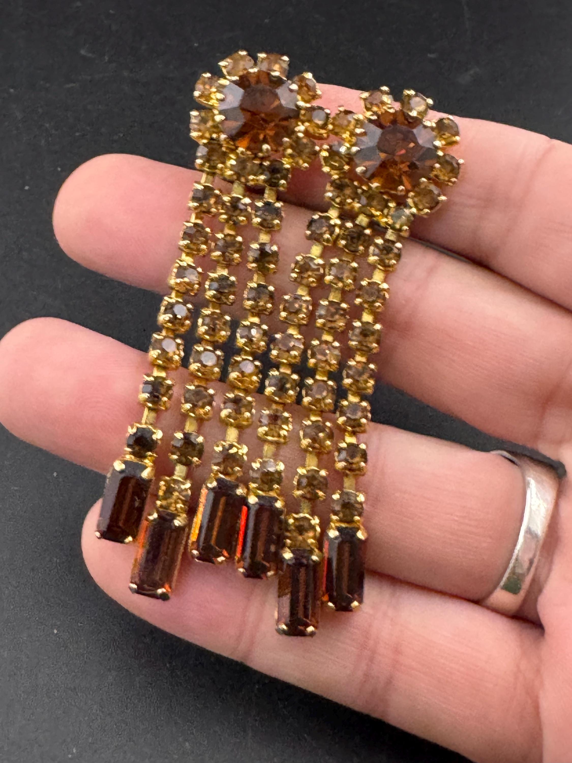 Vintage 1960s Cognac Rhinestone Clip On Earrings