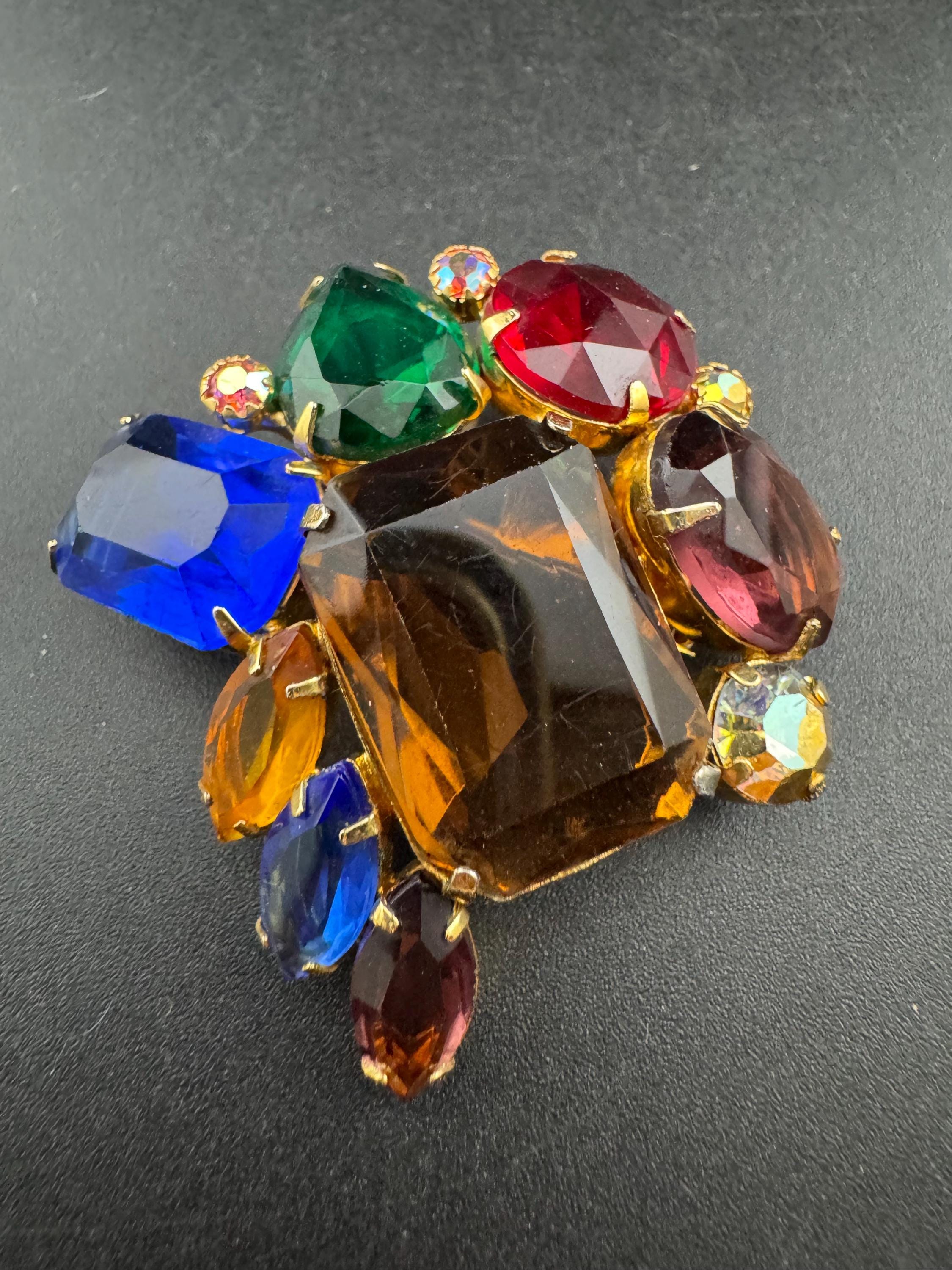vintage 1950s cognac brown amethyst purple and blue glass rhinestone coloured open back brooch