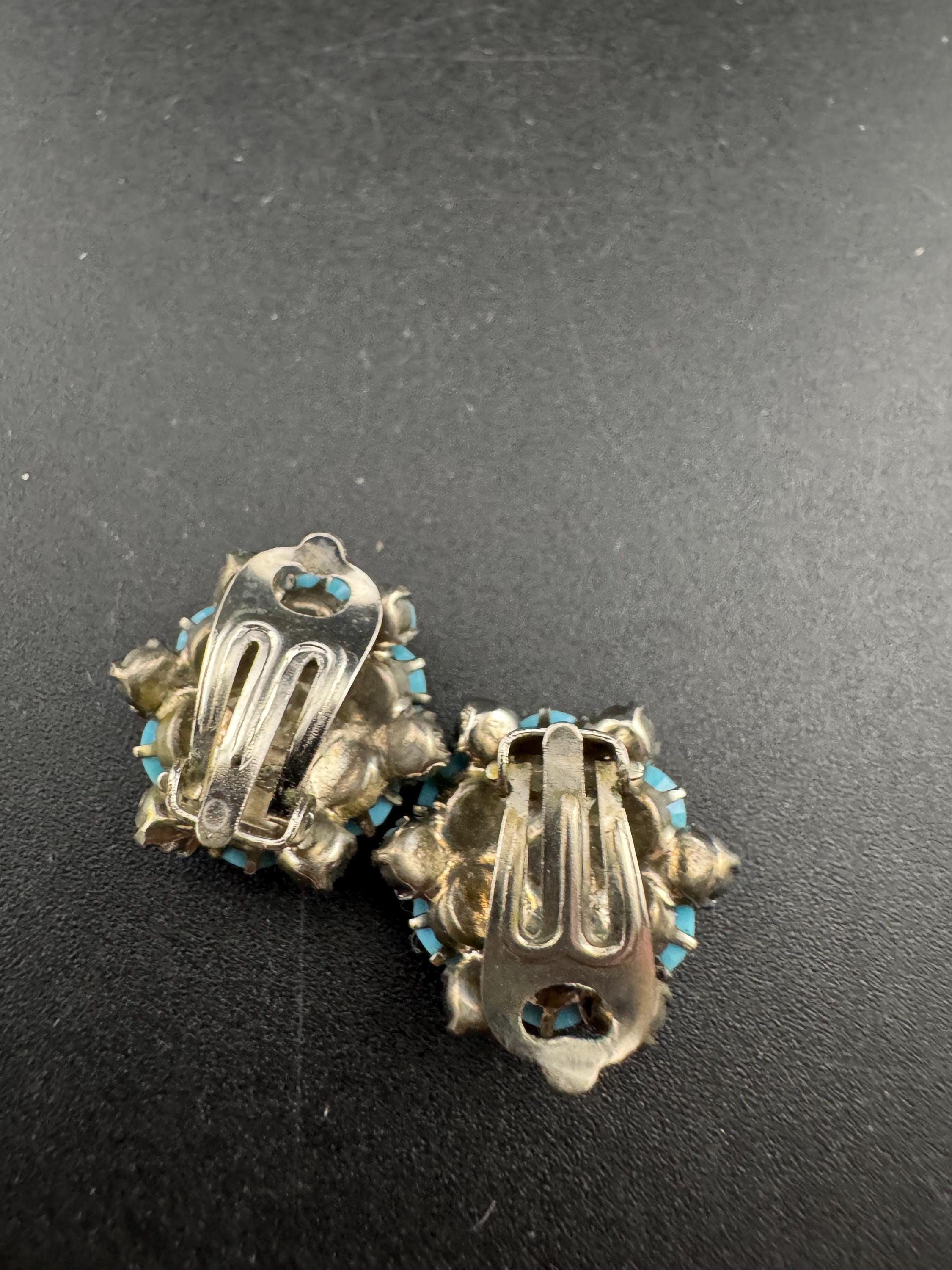 1970s Turquoise Glass Flower Earrings: Vintage Silver Tone Rhinestone Clip Ons