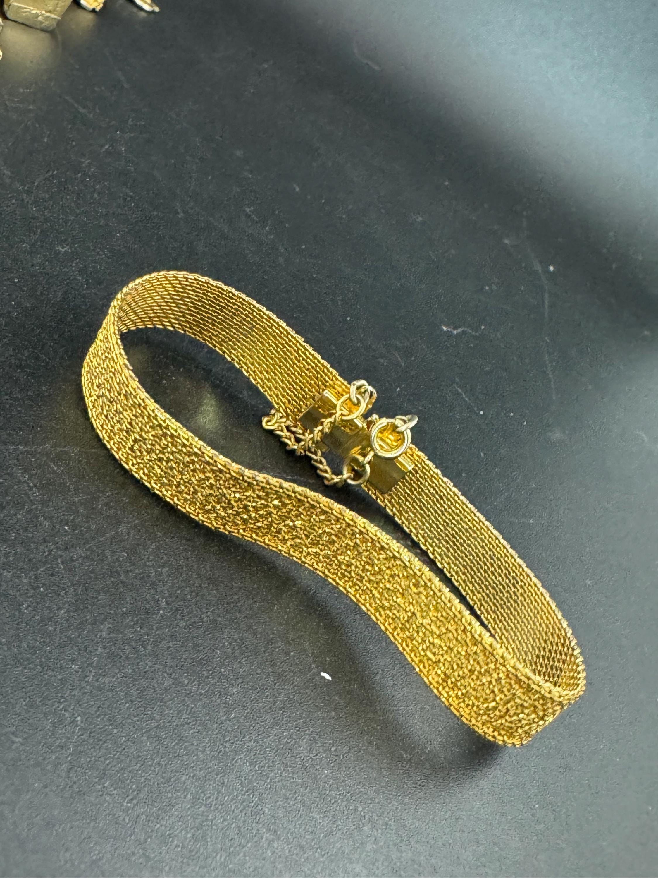 Vintage gold plated modernist slim flat textured mesh bangle bracelet 20x12mm