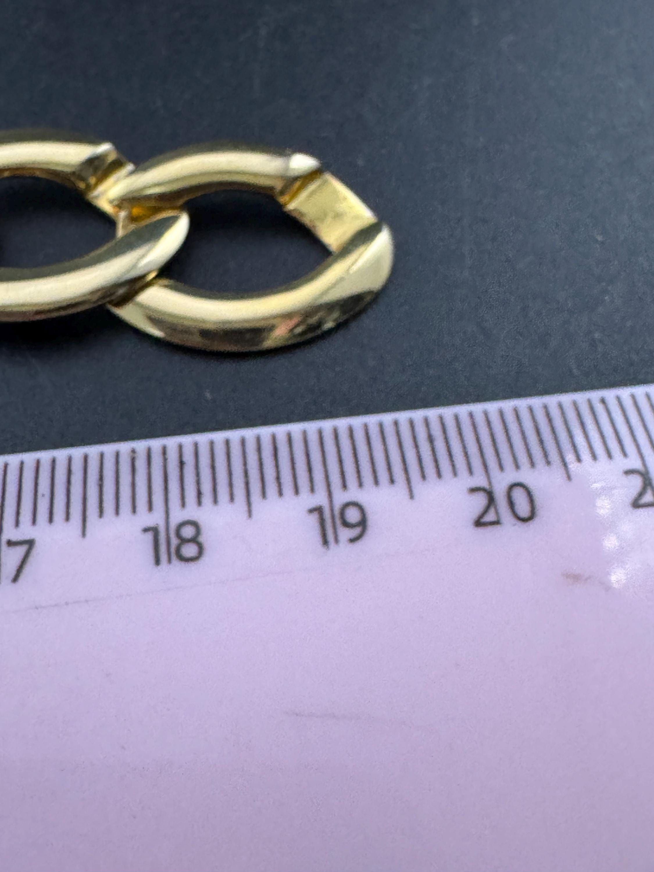 Retro gold plated chunky curb link chain bracelet 19cm long x 2cm