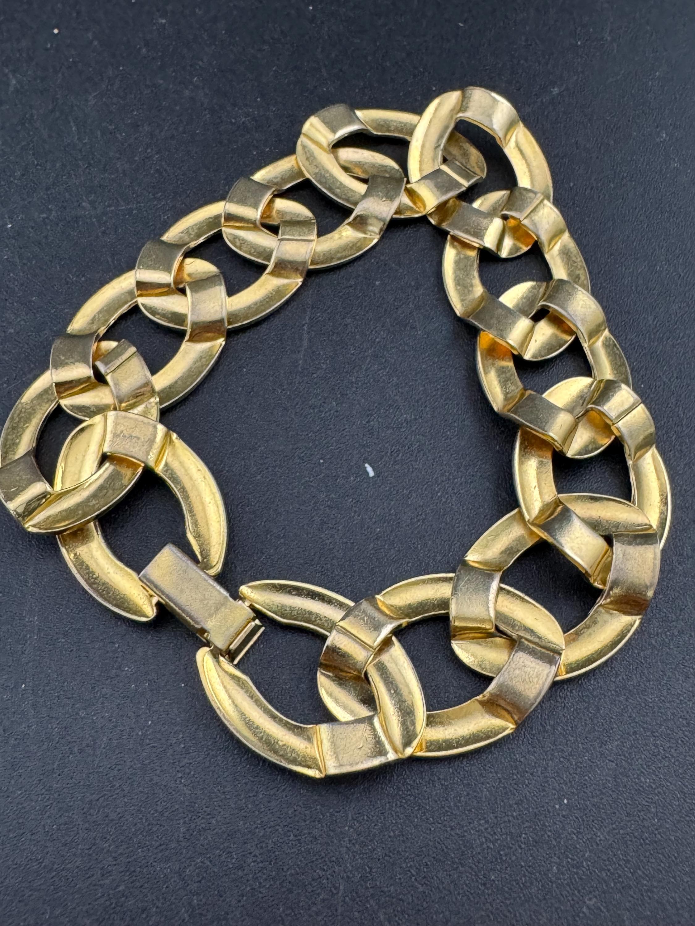 Retro gold plated chunky curb link chain bracelet 19cm long x 2cm