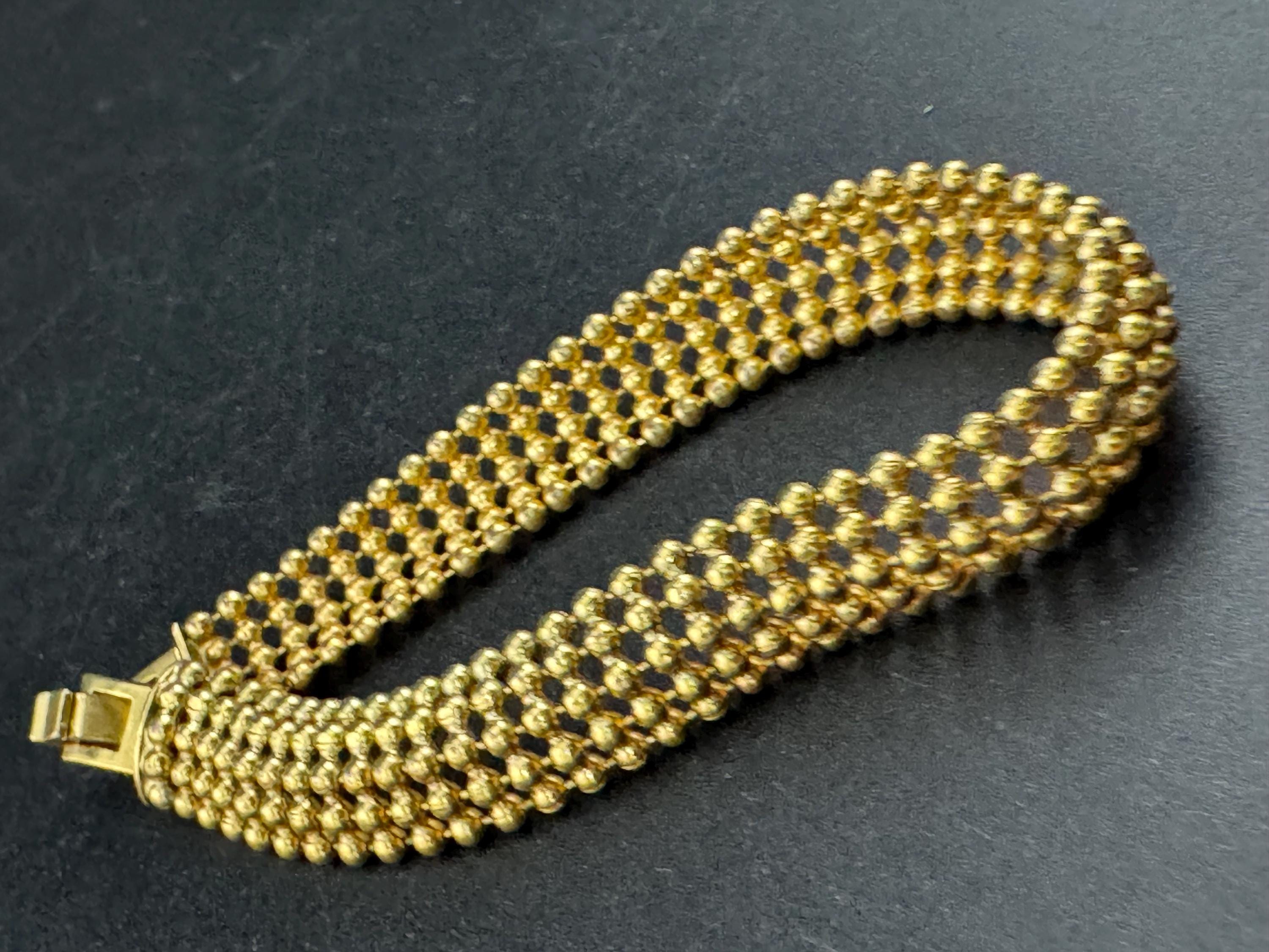 Retro 1970s gold plated articulated textured mesh articulated ball bead bracelet 29.5cm x 1cm
