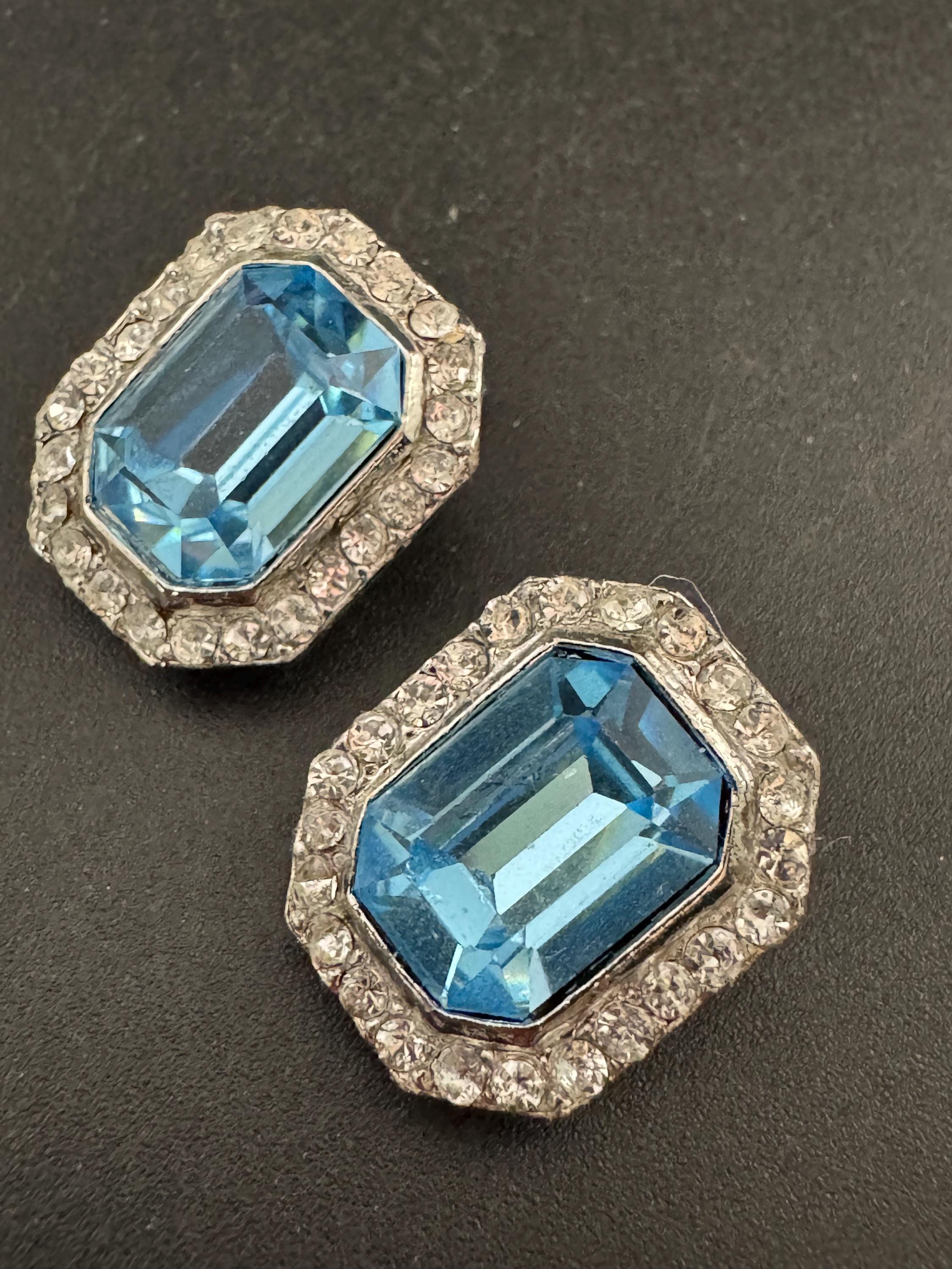 2cm clear and light sapphire blue Swarovski crystal octagon clip on earrings 1980s