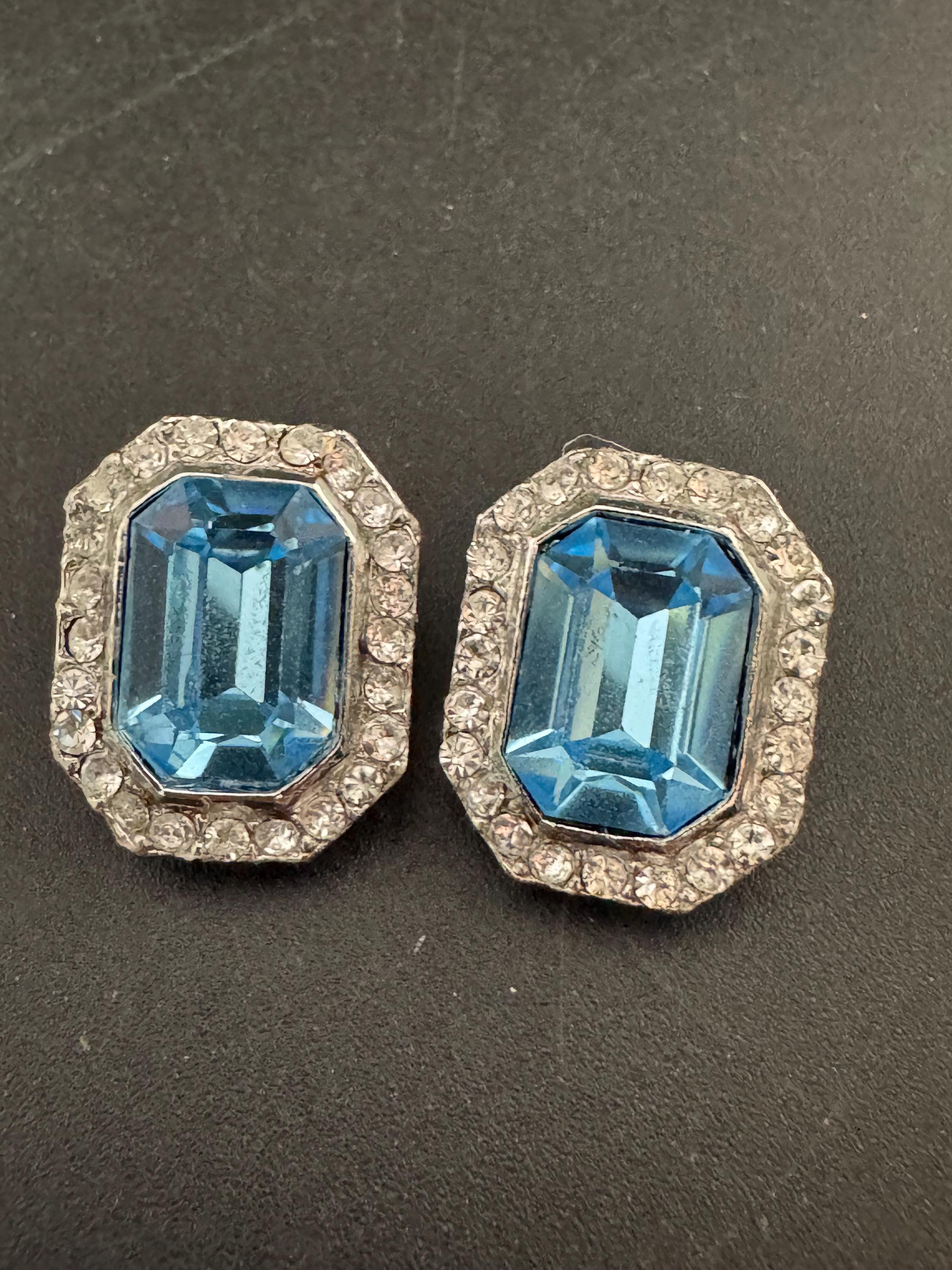 2cm clear and light sapphire blue Swarovski crystal octagon clip on earrings 1980s