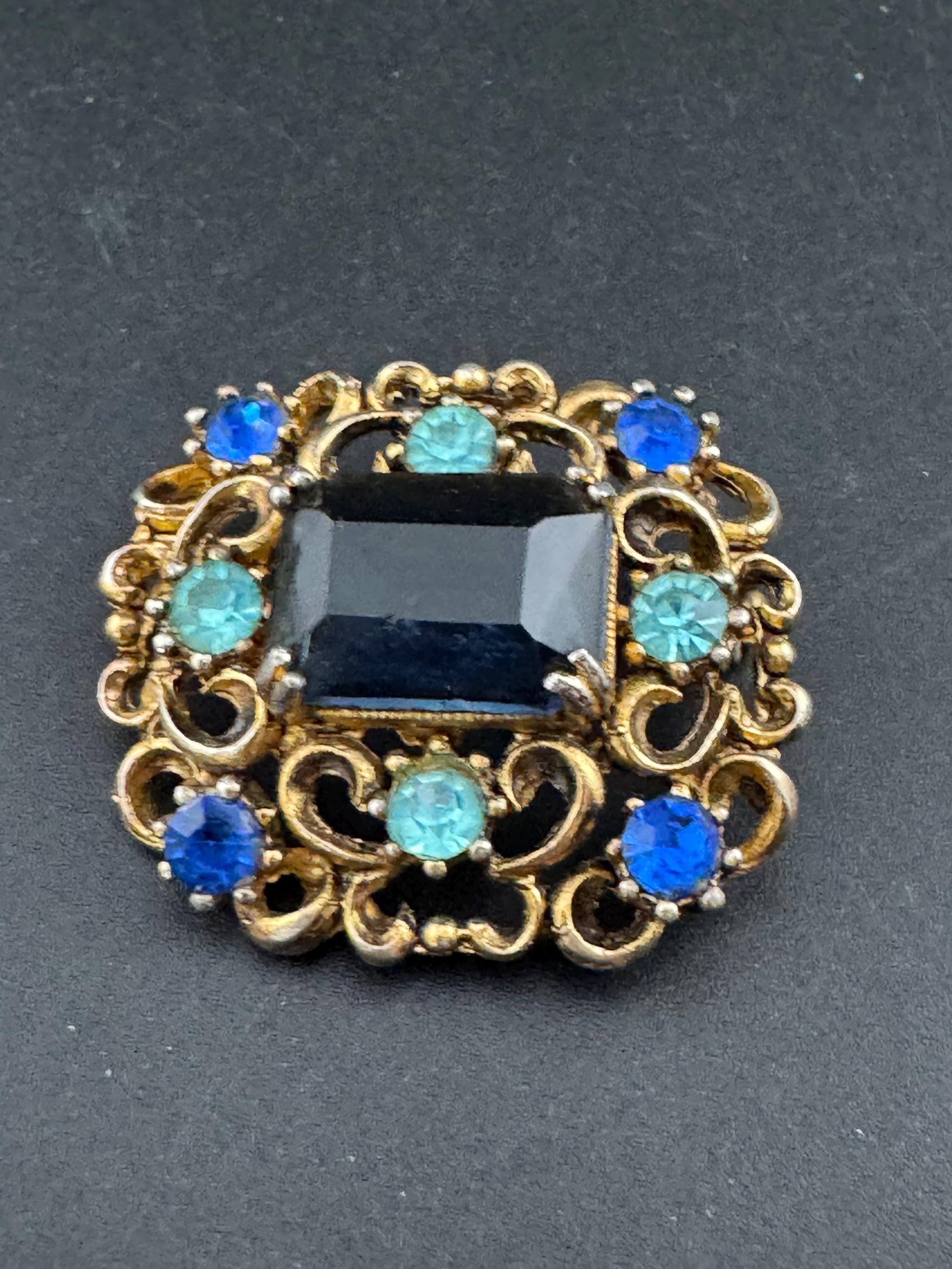 Vintage sapphire blue Faceted citrine glass Diamanté rectangular Brooch