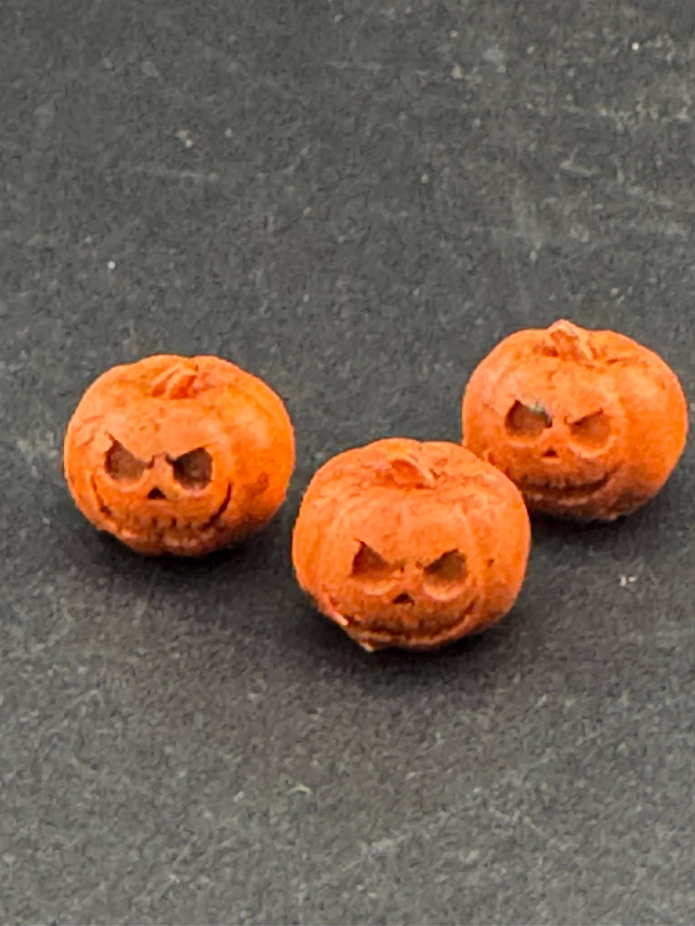 set of 3 miniature scary pumpkin cake topper decorations, craft scenery, dollhouse