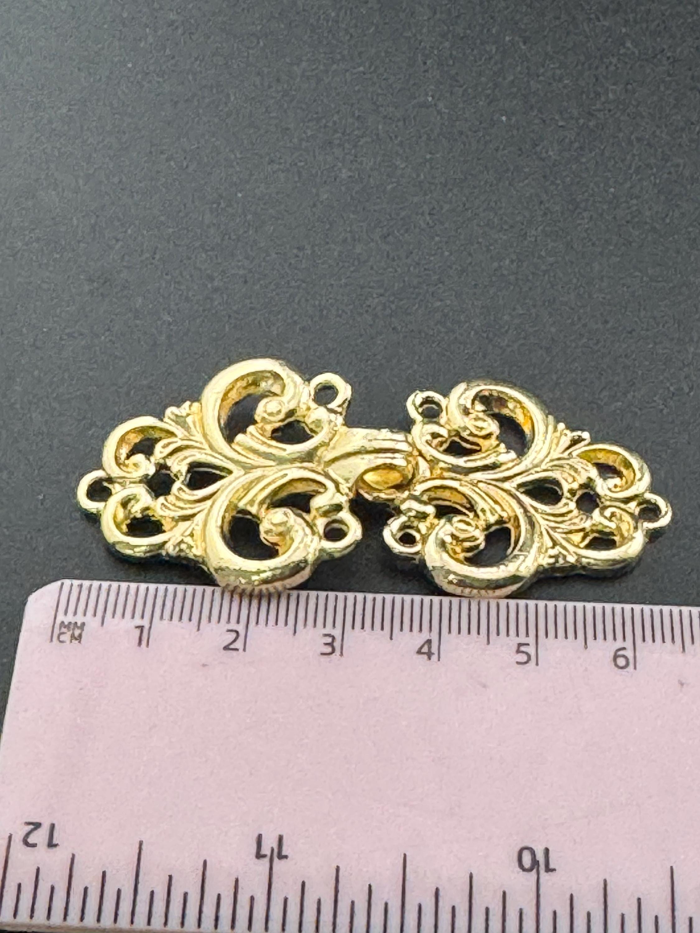 gold double belt buckle , sewing clothing cardigan cloak clasp