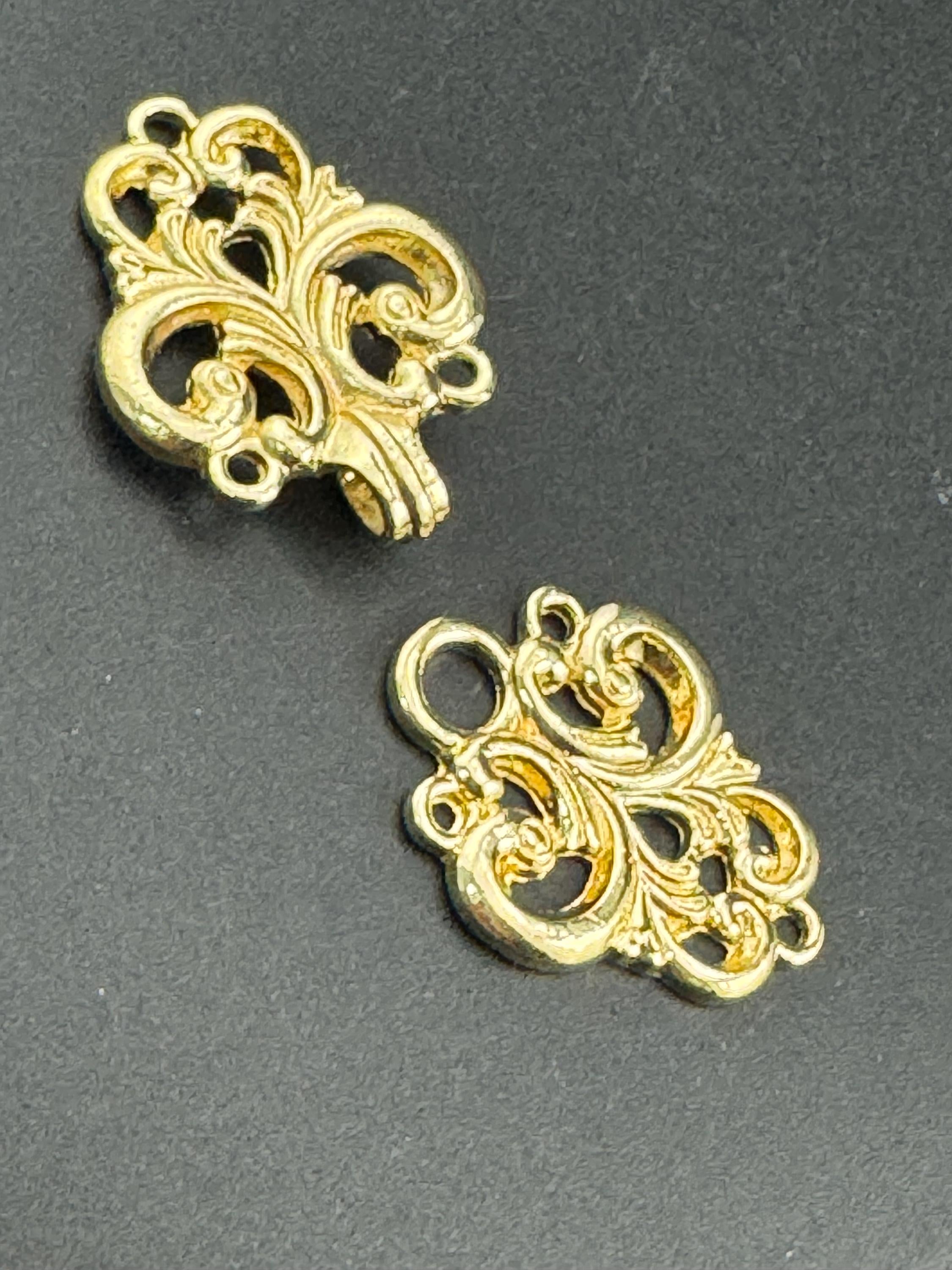 gold double belt buckle , sewing clothing cardigan cloak clasp