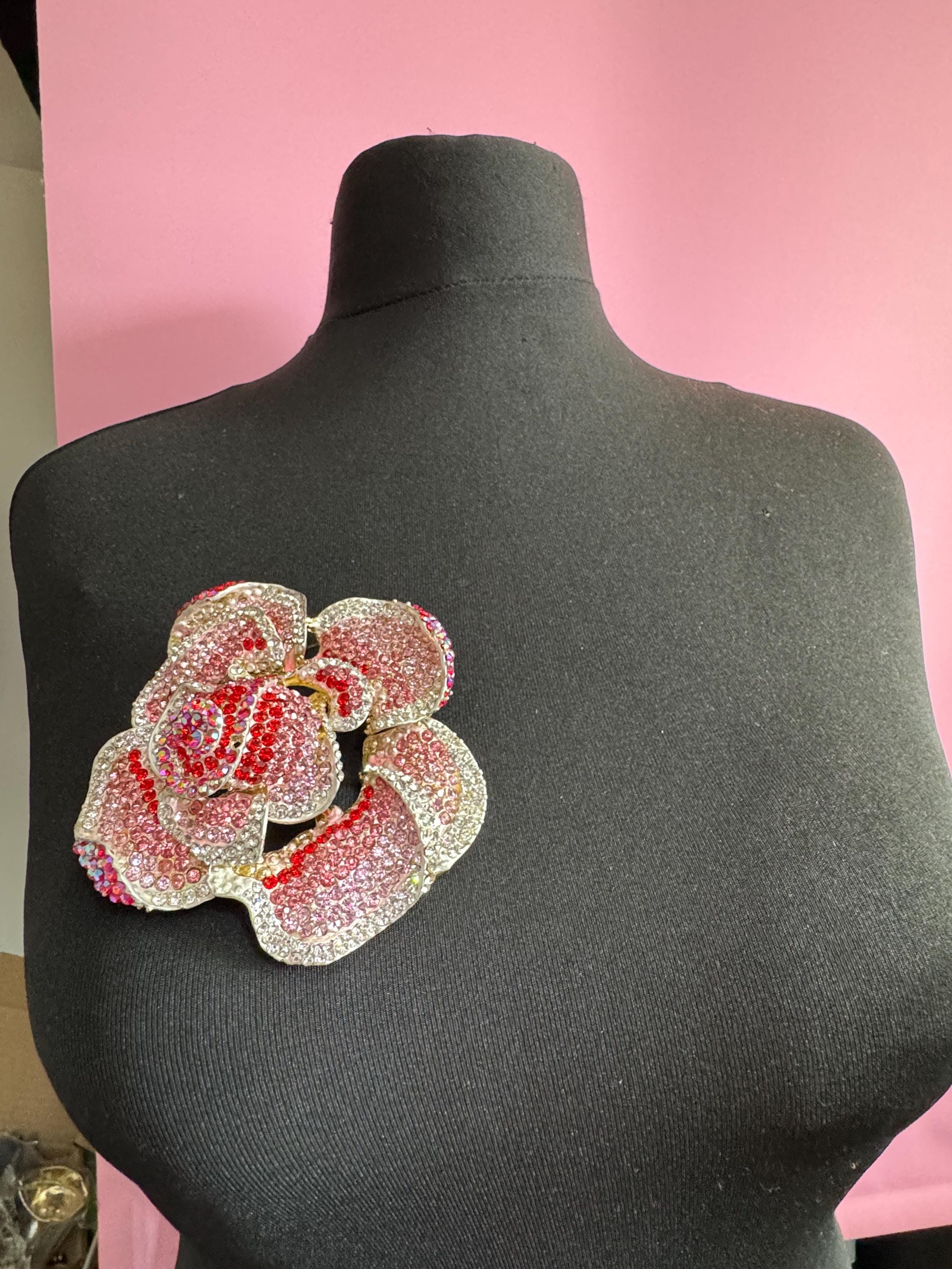 Oversized 9cm Vintage pink rhinestone Diamanté gold tone rose  floral Brooch