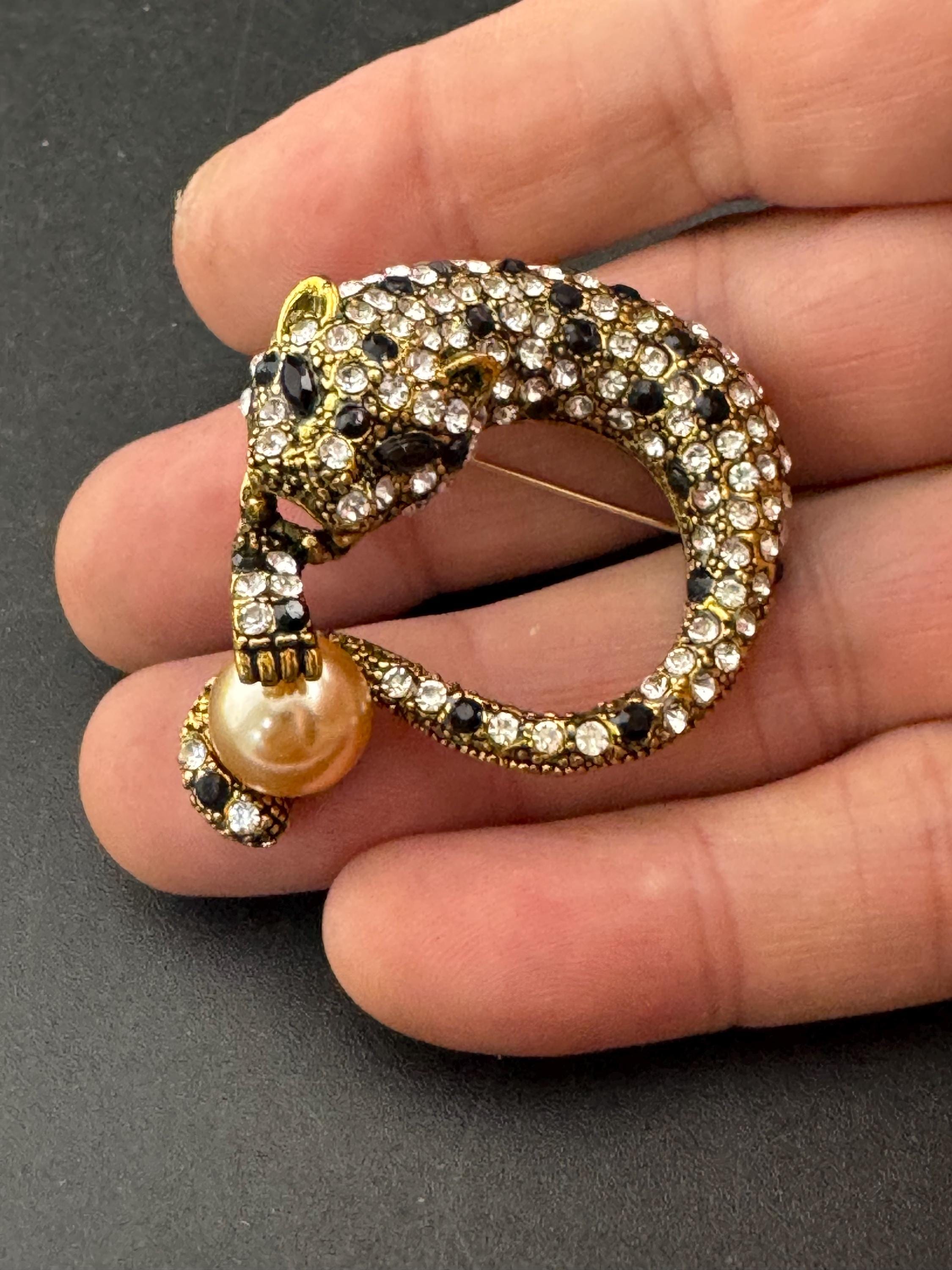 Retro black and White rhinestone pearl and Diamanté Big Cat leopard brooch, gold tone