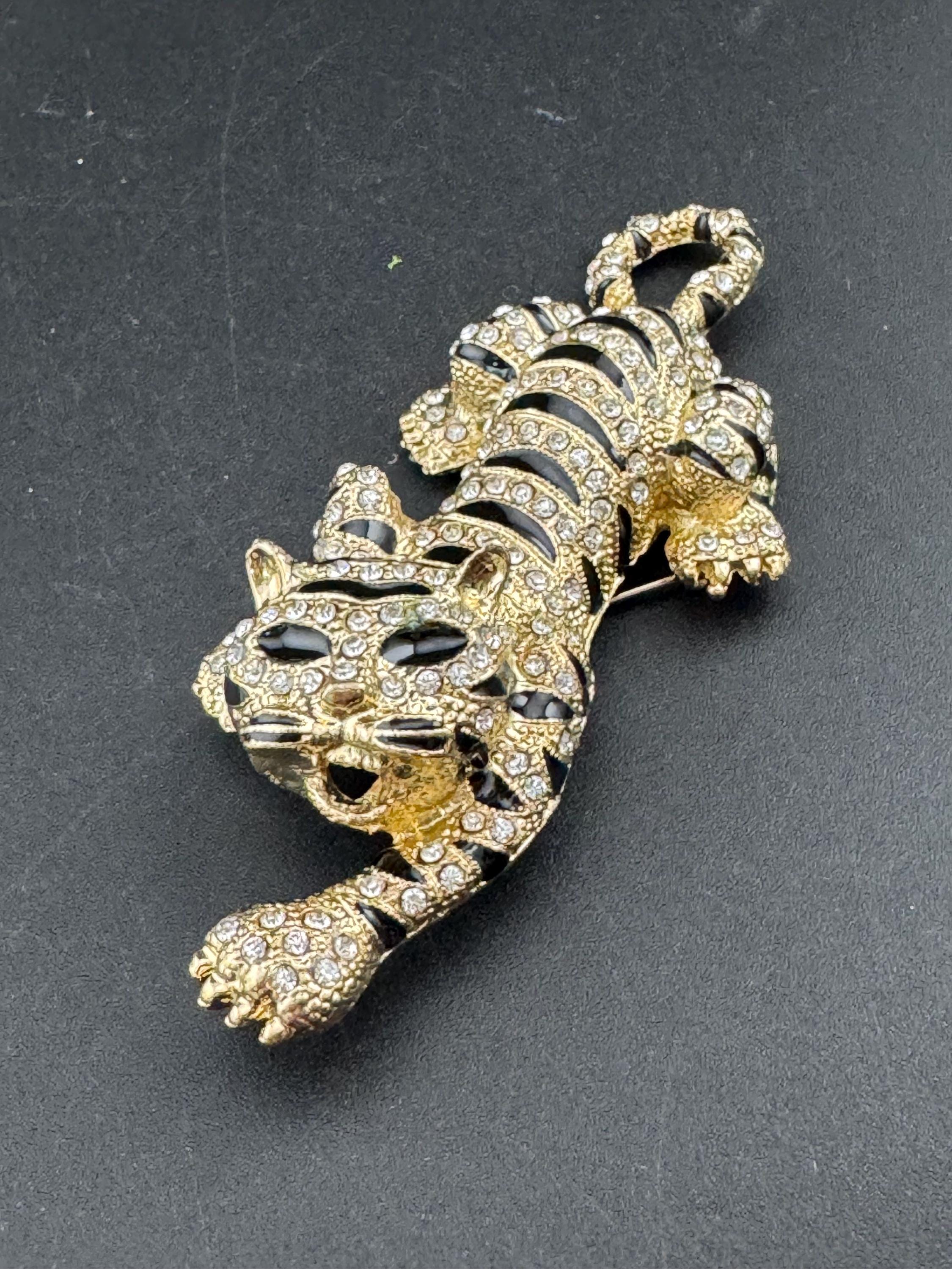 Retro 9cm Rhinestone Tiger Brooch: Black Enamel Big Cat, Gold Tone