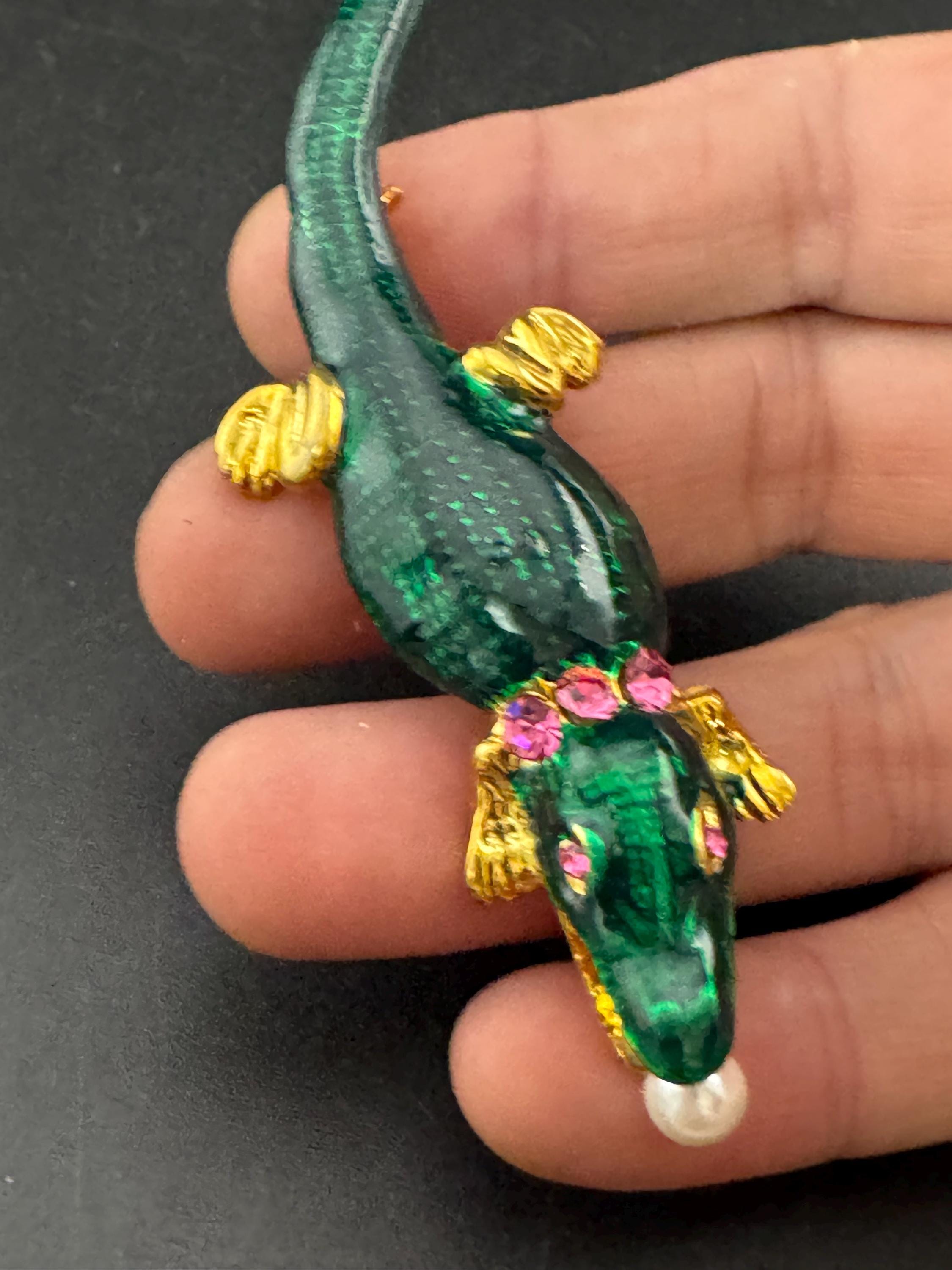 retro novelty crocodile alligator  brooch, gold tone green enamel and pearl