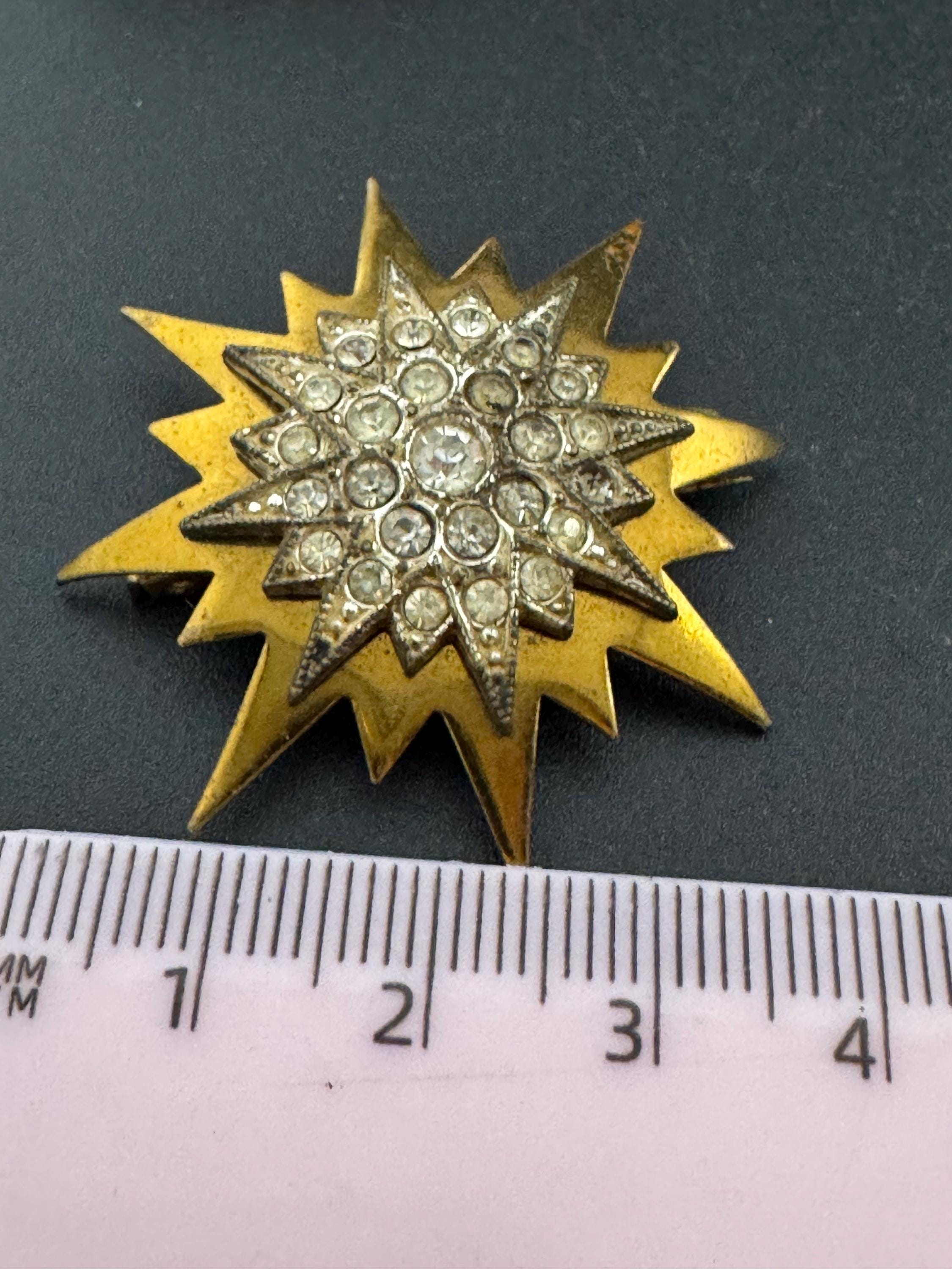 Antique gold plated Victorian diamanté star brooch 3.5cm