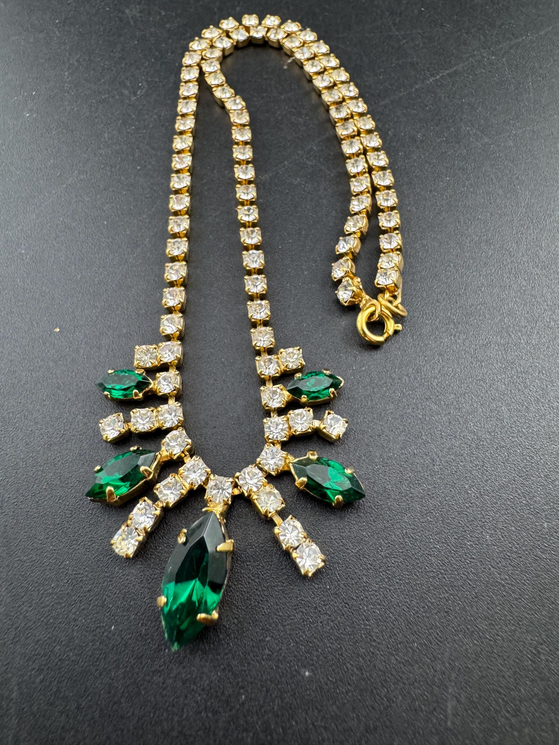 Petite fit 39cm Emerald green diamanté crystal drop necklace, glass rhinestones, vintage