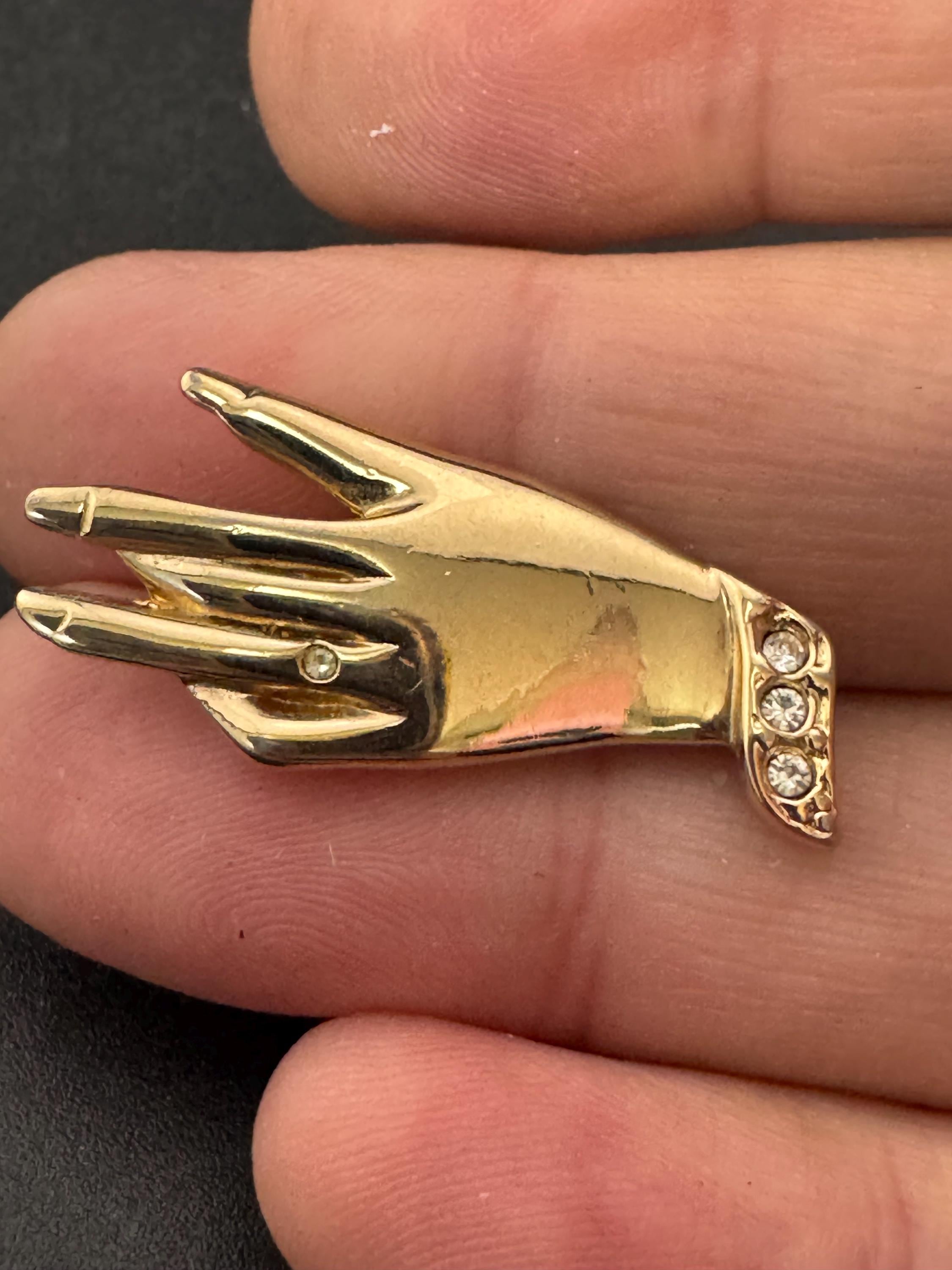 Signed Michelle Lynn ladies hand rhinestone brooch, designer