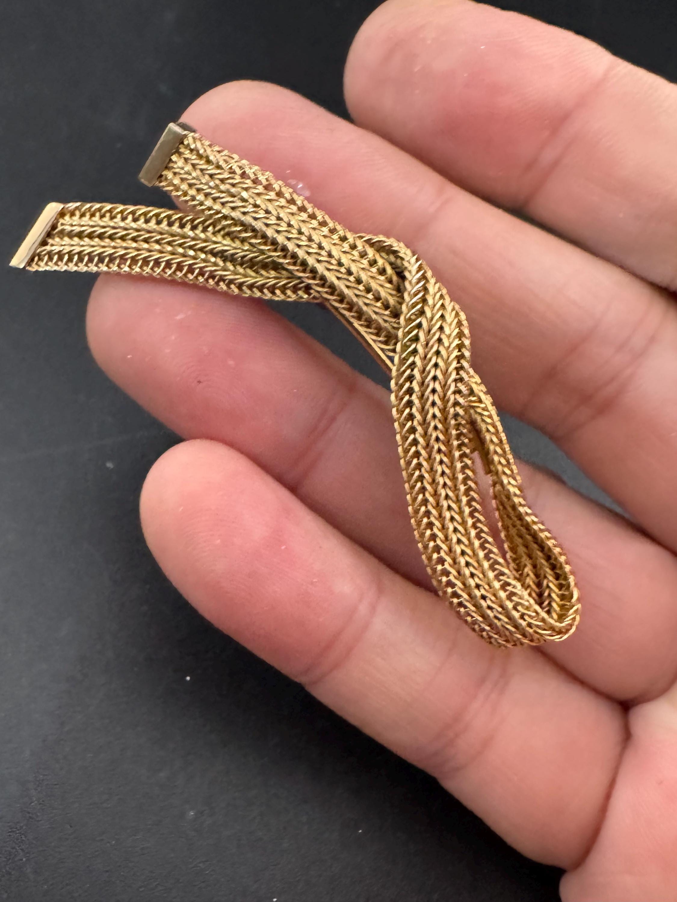 Signed 1957 grosse classic mesh knot brooch, designer gold plated