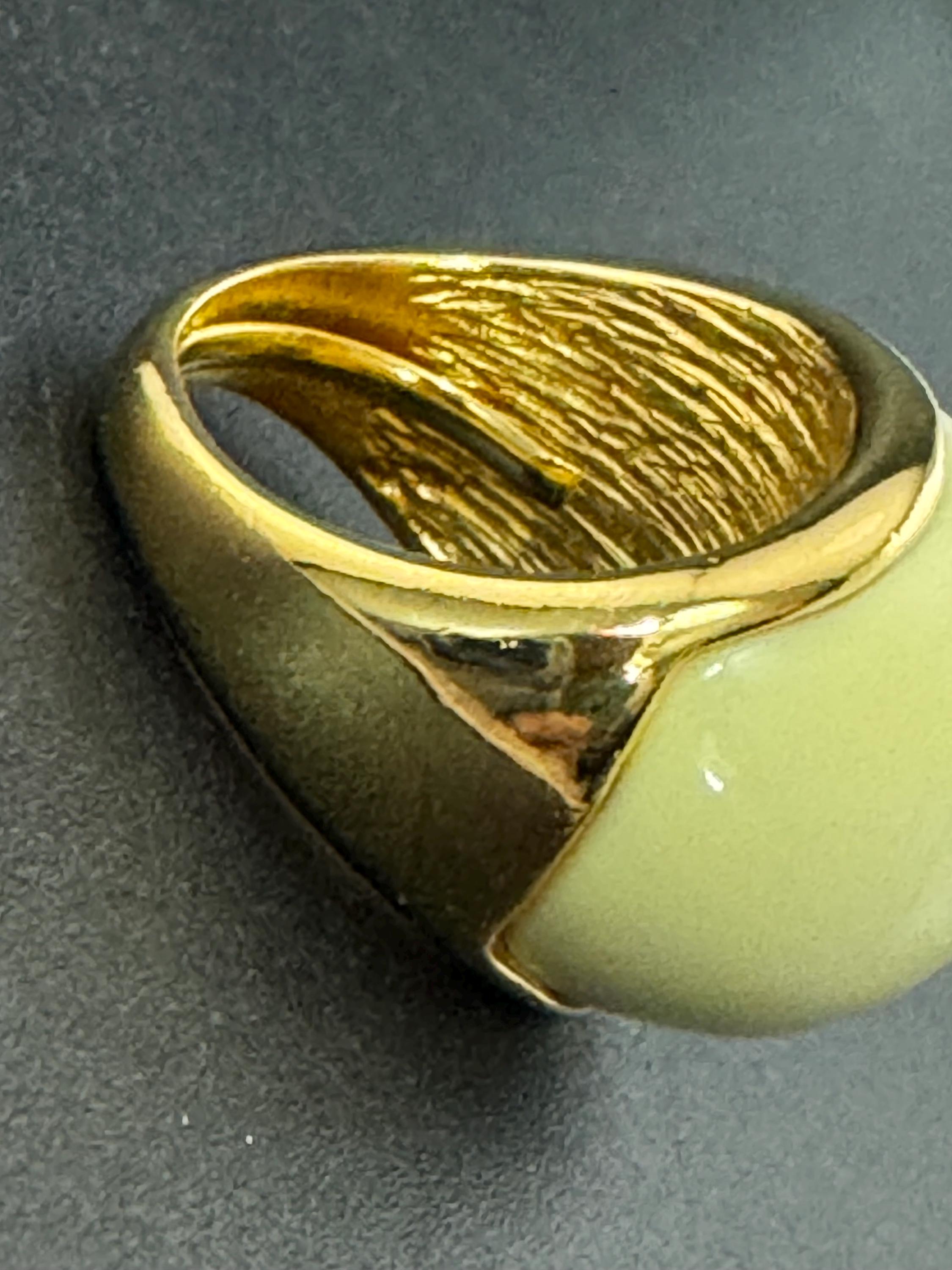 Signed KJL cream enamel rhinestone dress ring, gold plated Kenneth j lane