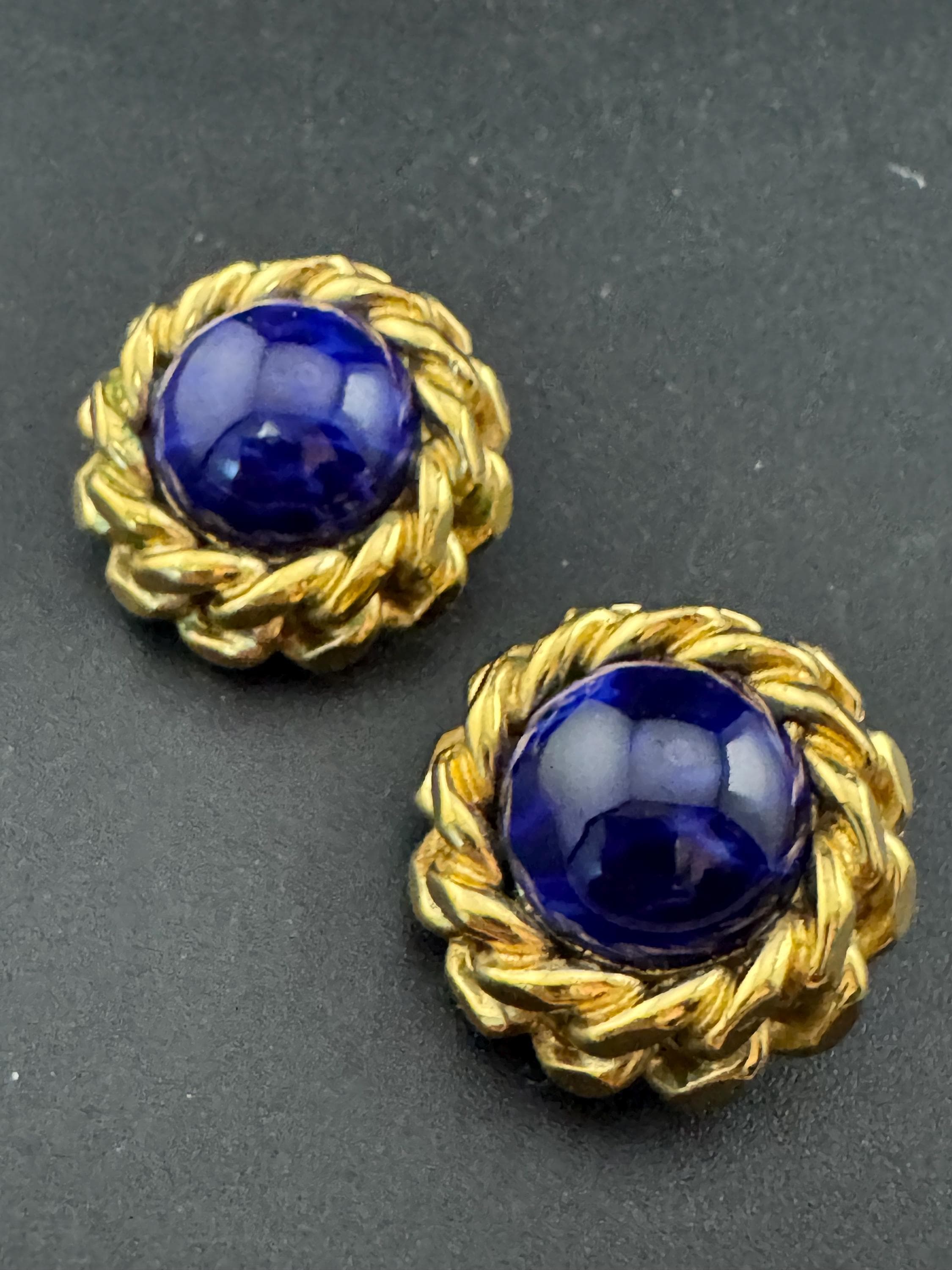 Signed GROSSE blue glass cabochon clip on earrings 2.5cm, gold chain edge