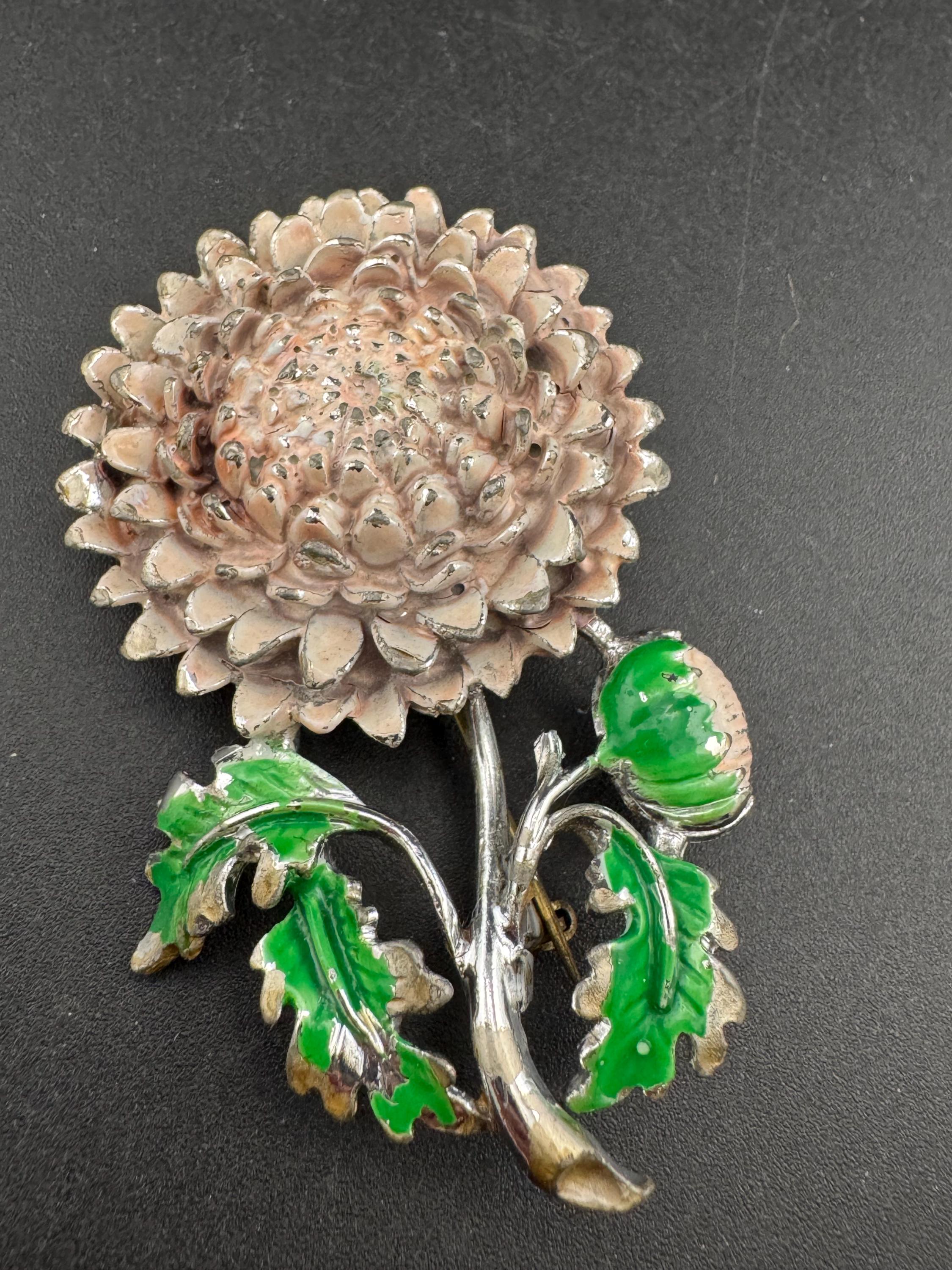Vintage Enamel Exquisite floral birthday series brooch, chrysanthemum