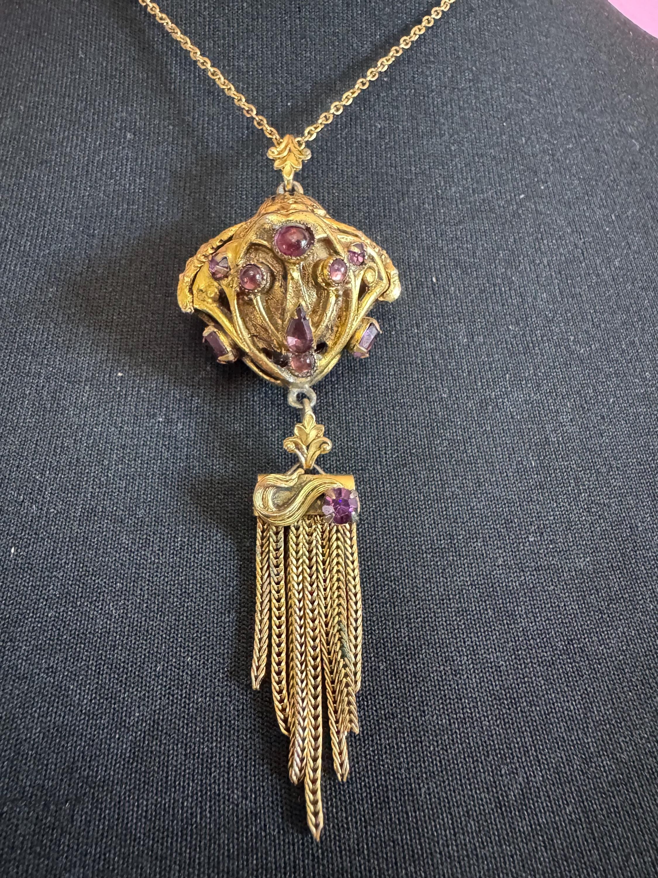 Vintage Gold Tone ornate amethyst tassel Pendant Necklace, Purple rhinestones