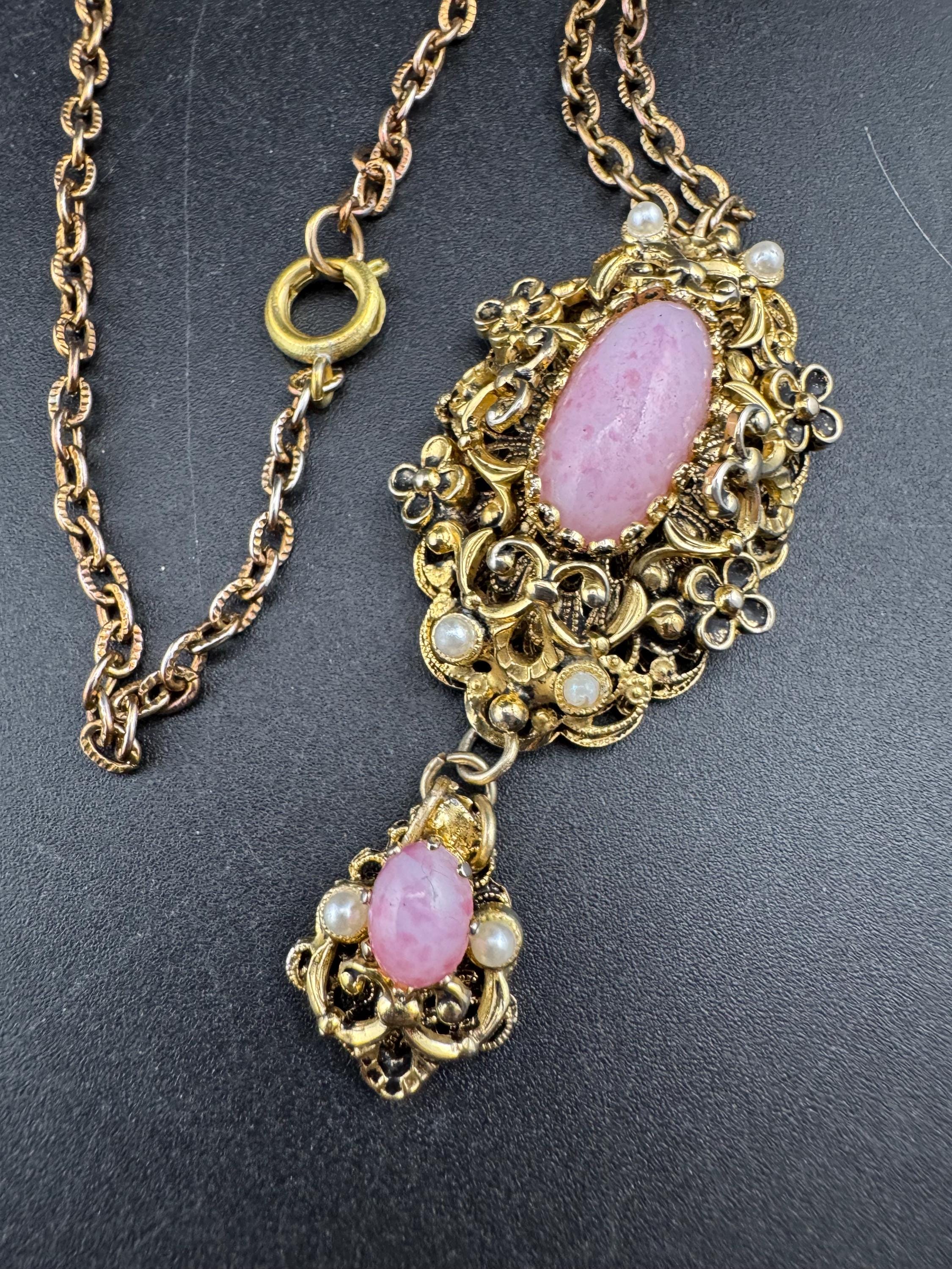 Vintage Czech pink filigree Pendant Necklace, Faux Pearl & glass opaline Cabochon