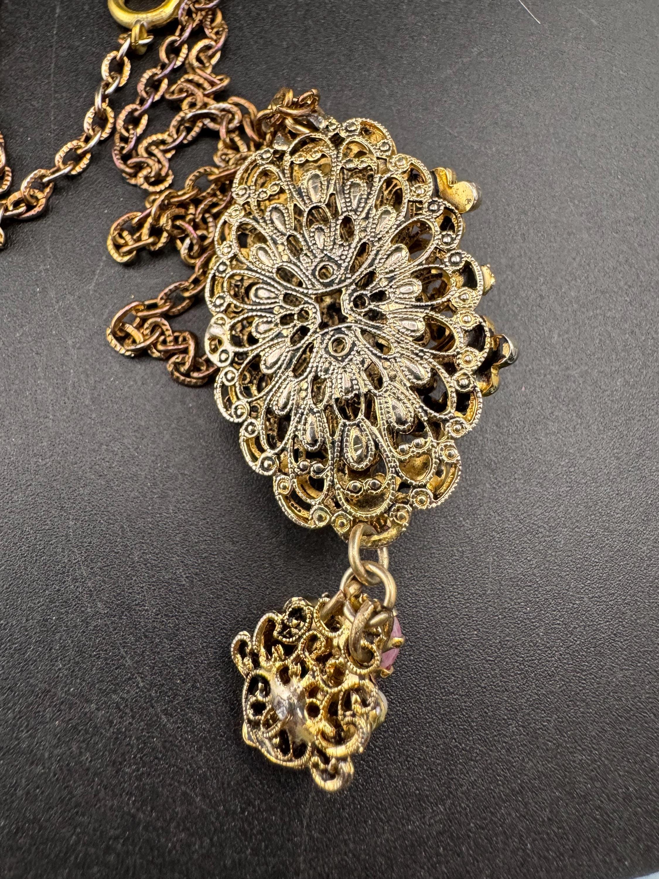 Vintage Czech pink filigree Pendant Necklace, Faux Pearl & glass opaline Cabochon