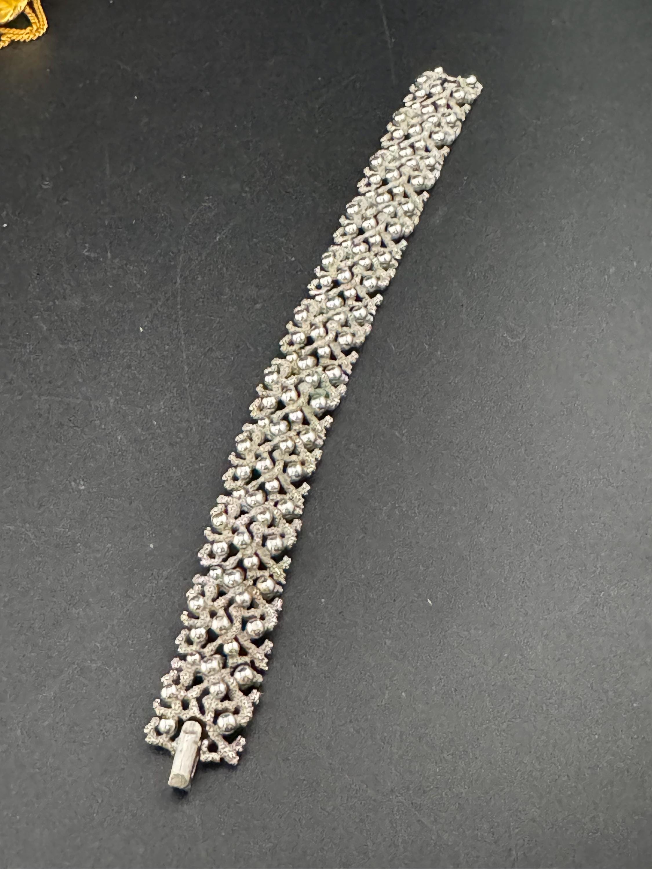 Brutalist ball beaded panel link bracelet 18.5cm , silver tone 1970s