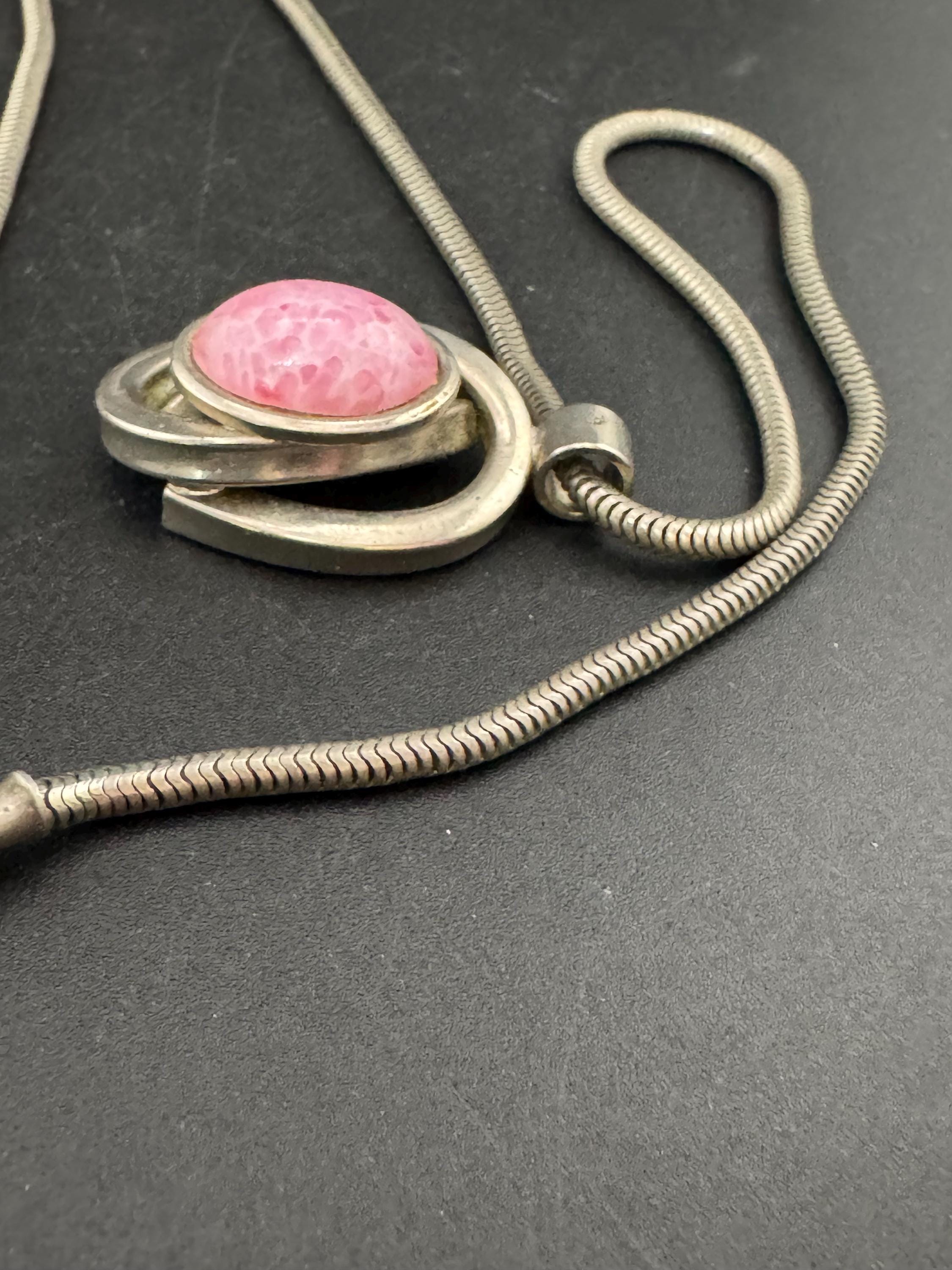 Vintage 1970s pink cabochon modernist chrome pendant necklace