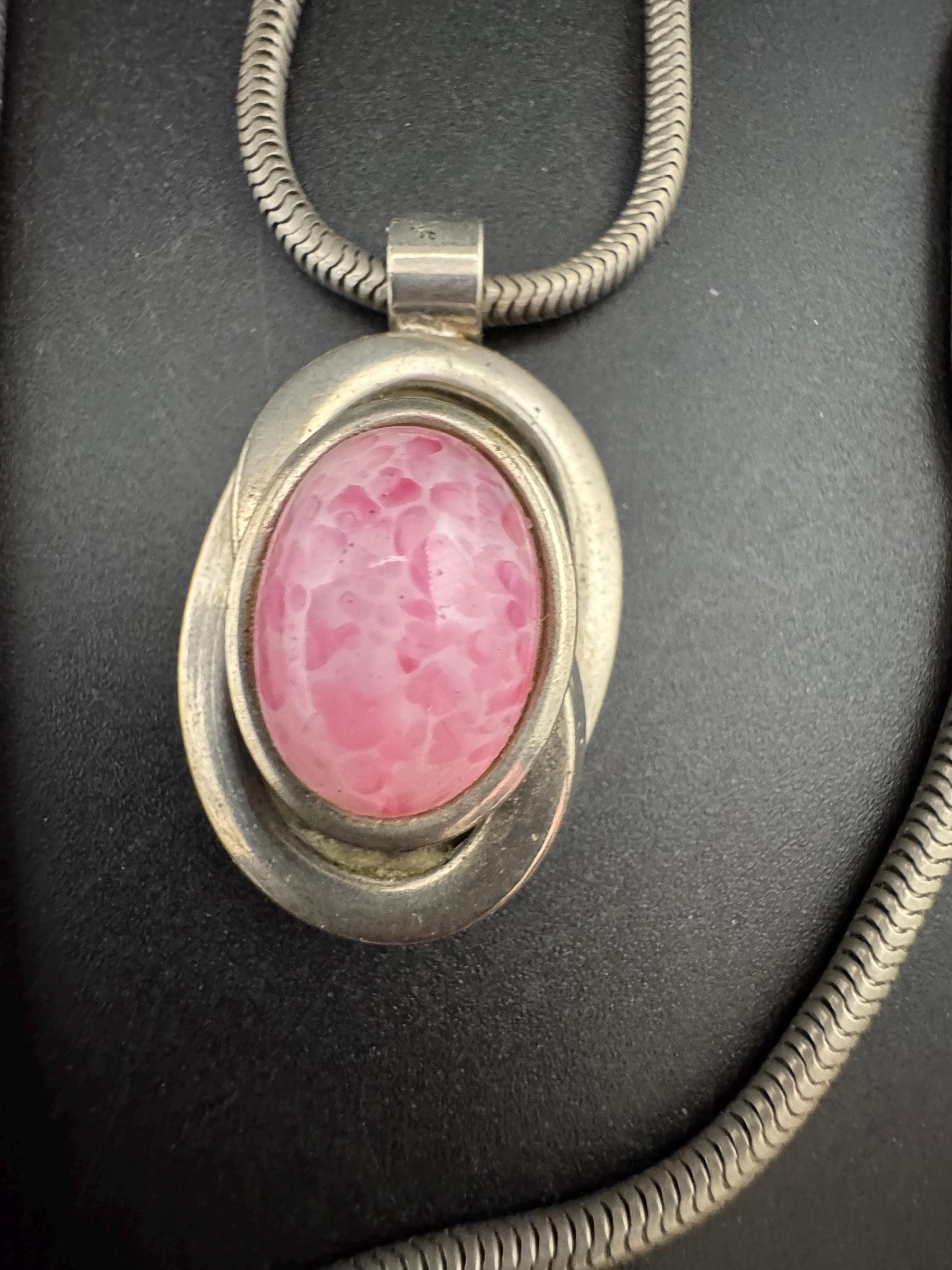 Vintage 1970s pink cabochon modernist chrome pendant necklace