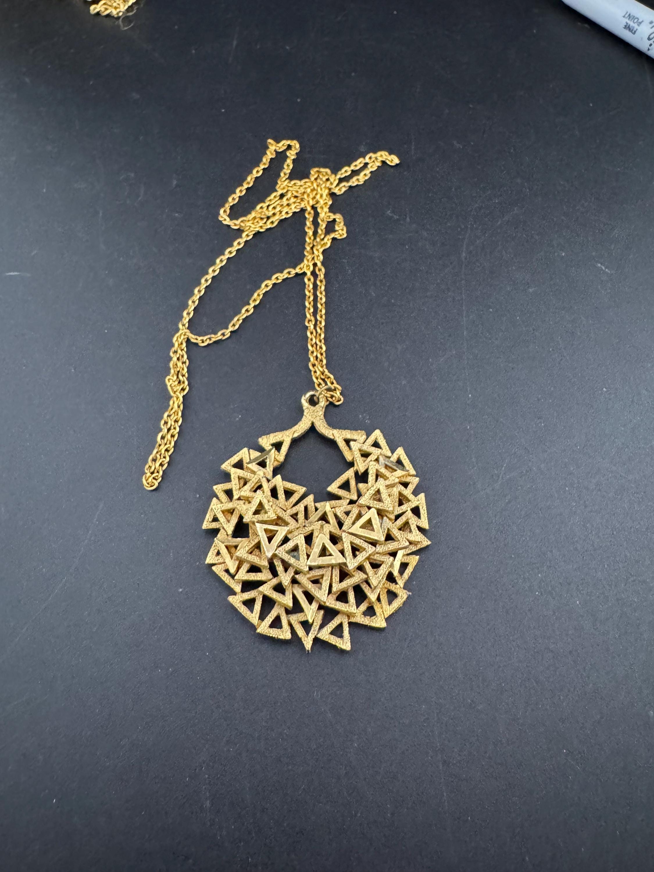 vintage geometric brutalist pendant necklace, 1970s gold tone