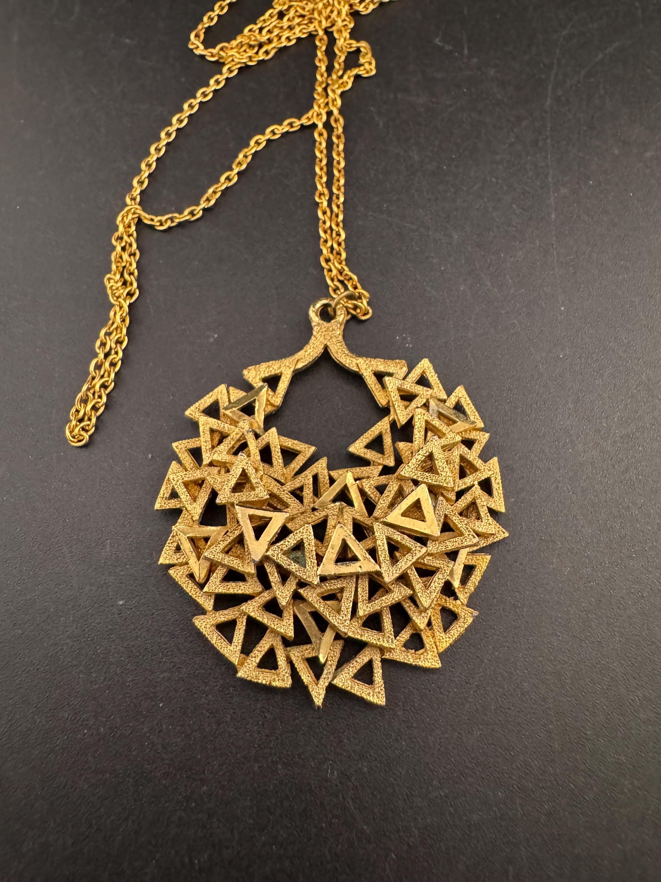 vintage geometric brutalist pendant necklace, 1970s gold tone