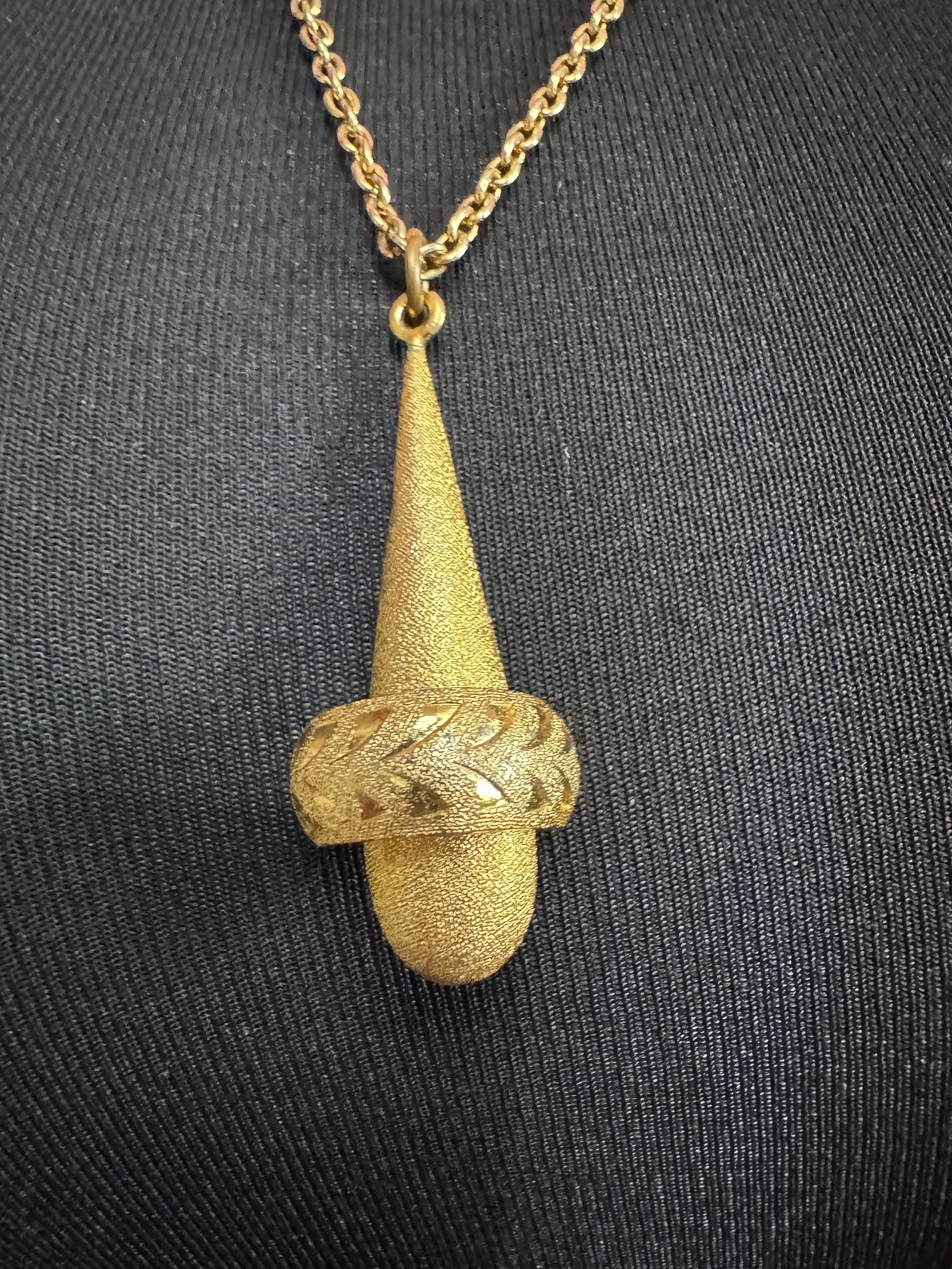 Vintage modernist teardrop pendant  necklace, gold tone brushed metal