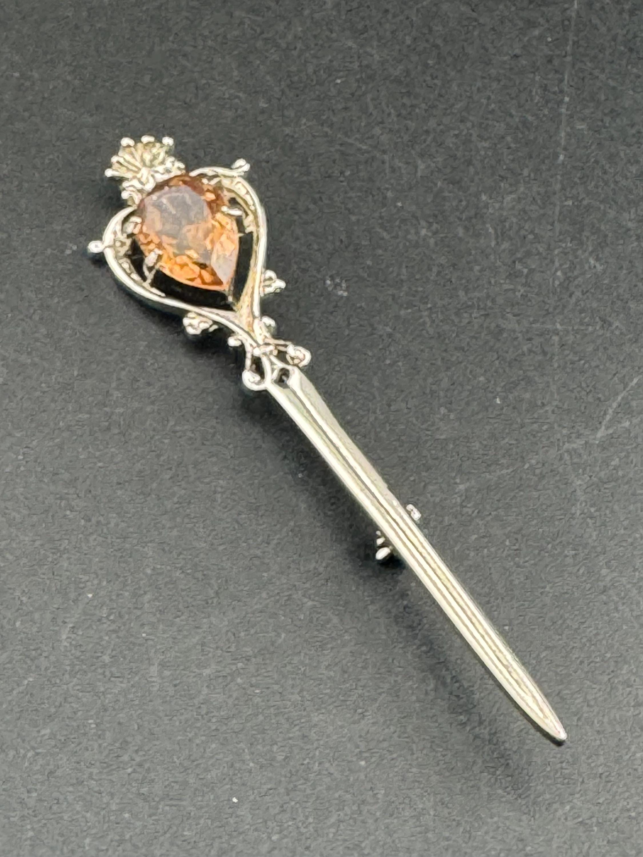 vintage Scottish dirk kilt pin Celtic brooch with topaz citrine glass