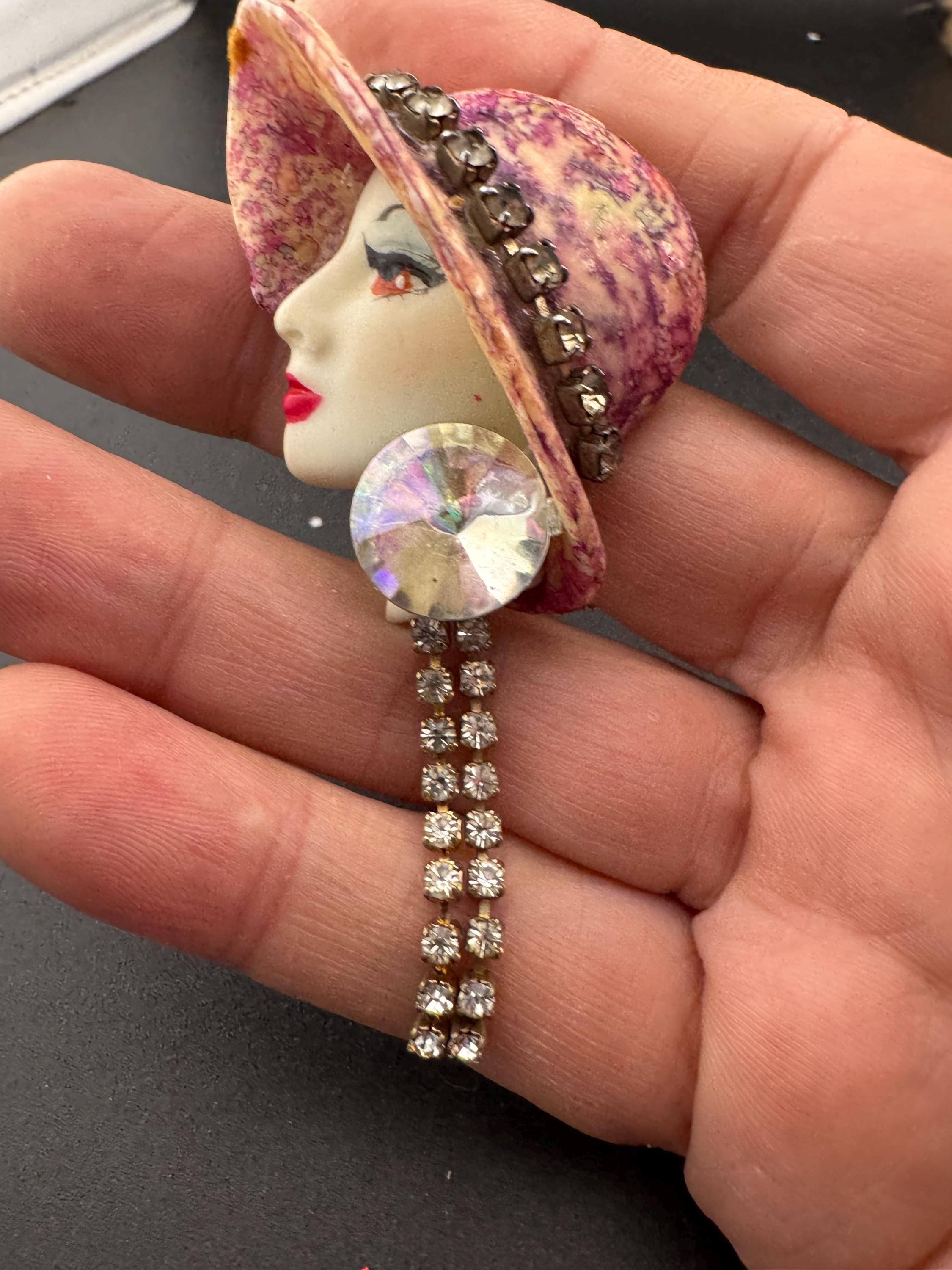 vintage rhinestone flapper face brooch, art deco lady pin with pink hat