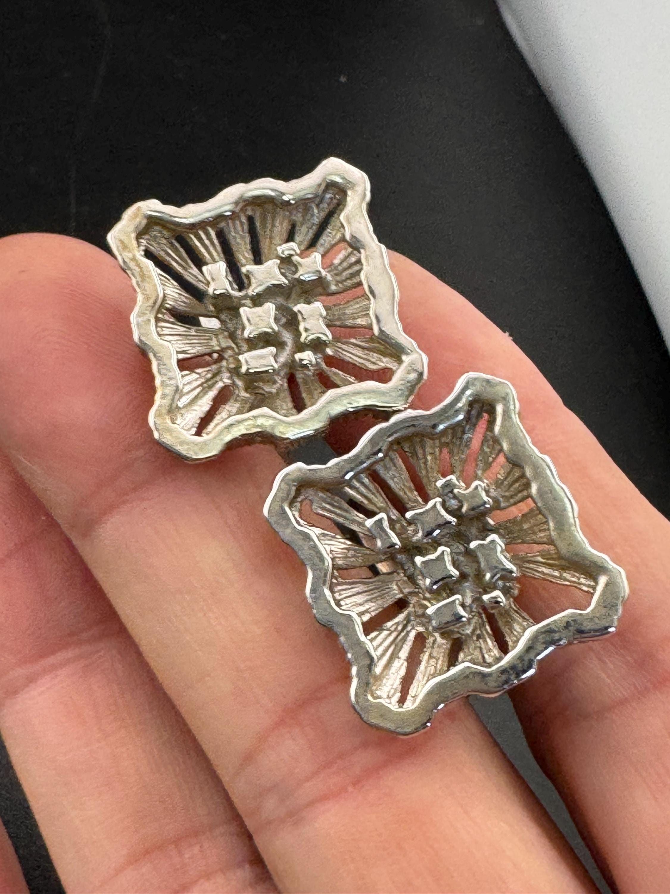 Vintage men’s brutalist 1970s square cufflinks, silver tone