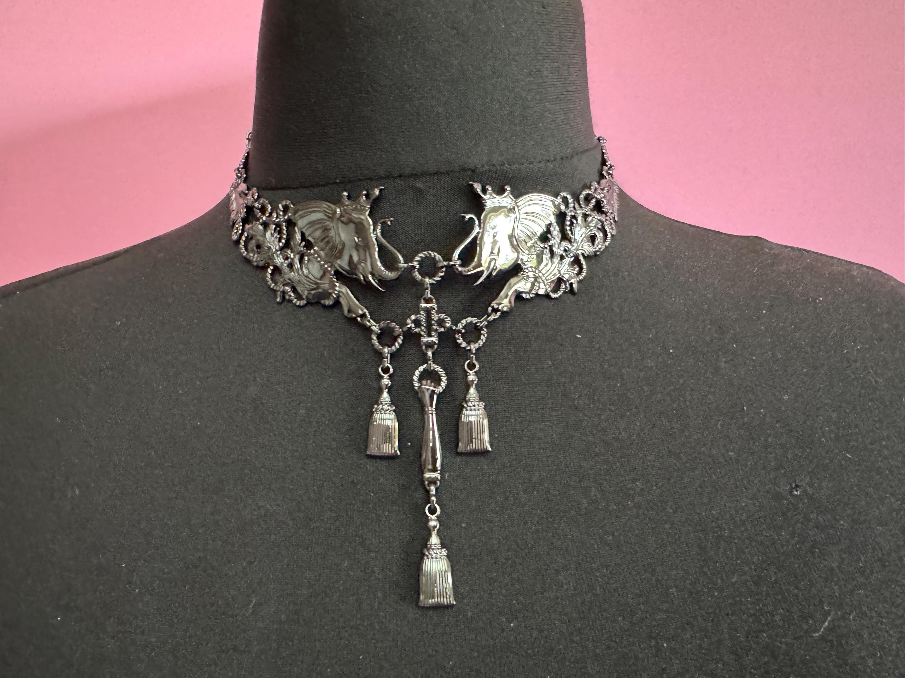 Designer Marlies Dekkers gun metal elephant bib necklace, Johan Maurits