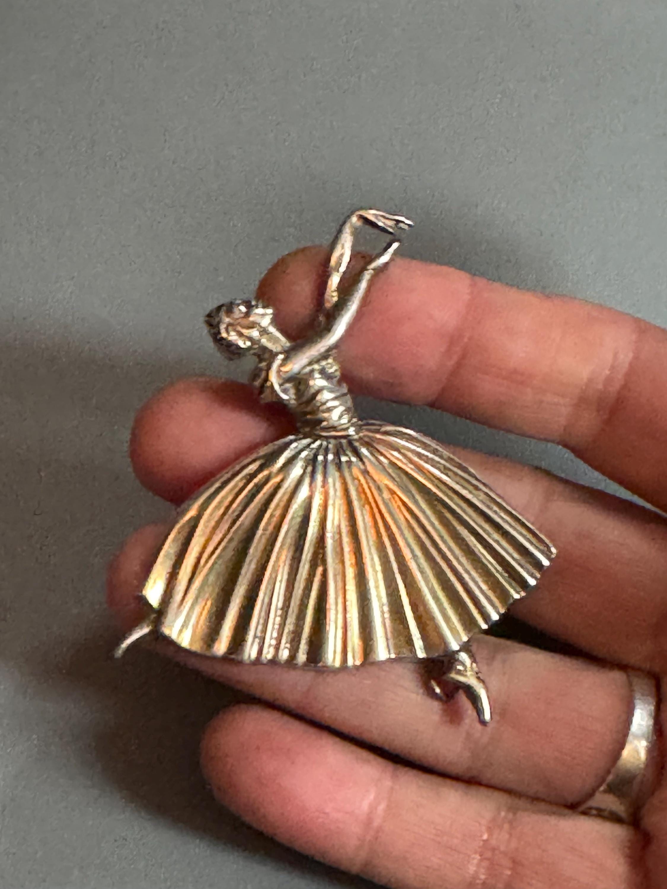 925 Art deco dancing lady brooch, vintage 7cm, sterling silver