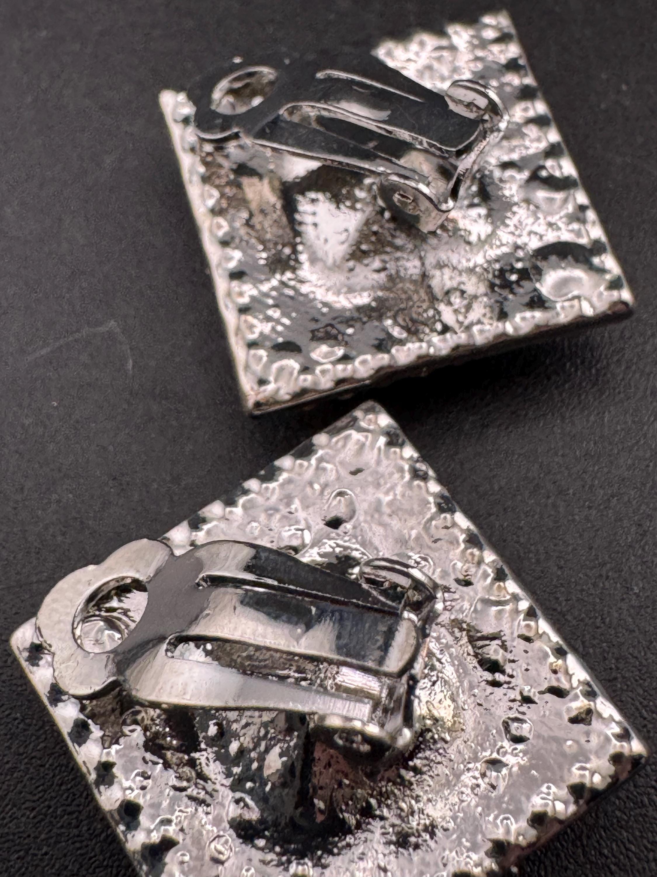 Retro square diamanté rhinestone Clip On Earrings, Silver Tone 2cm
