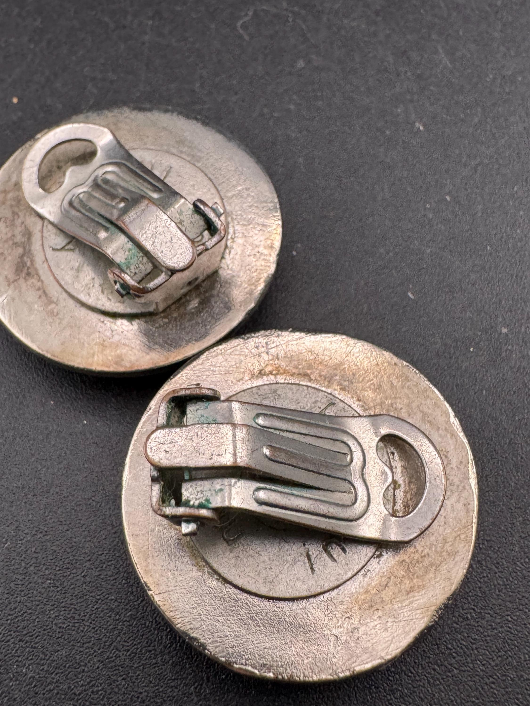 vintage Italian blue plastic Silver metal 2.5cm disc clip on earrings