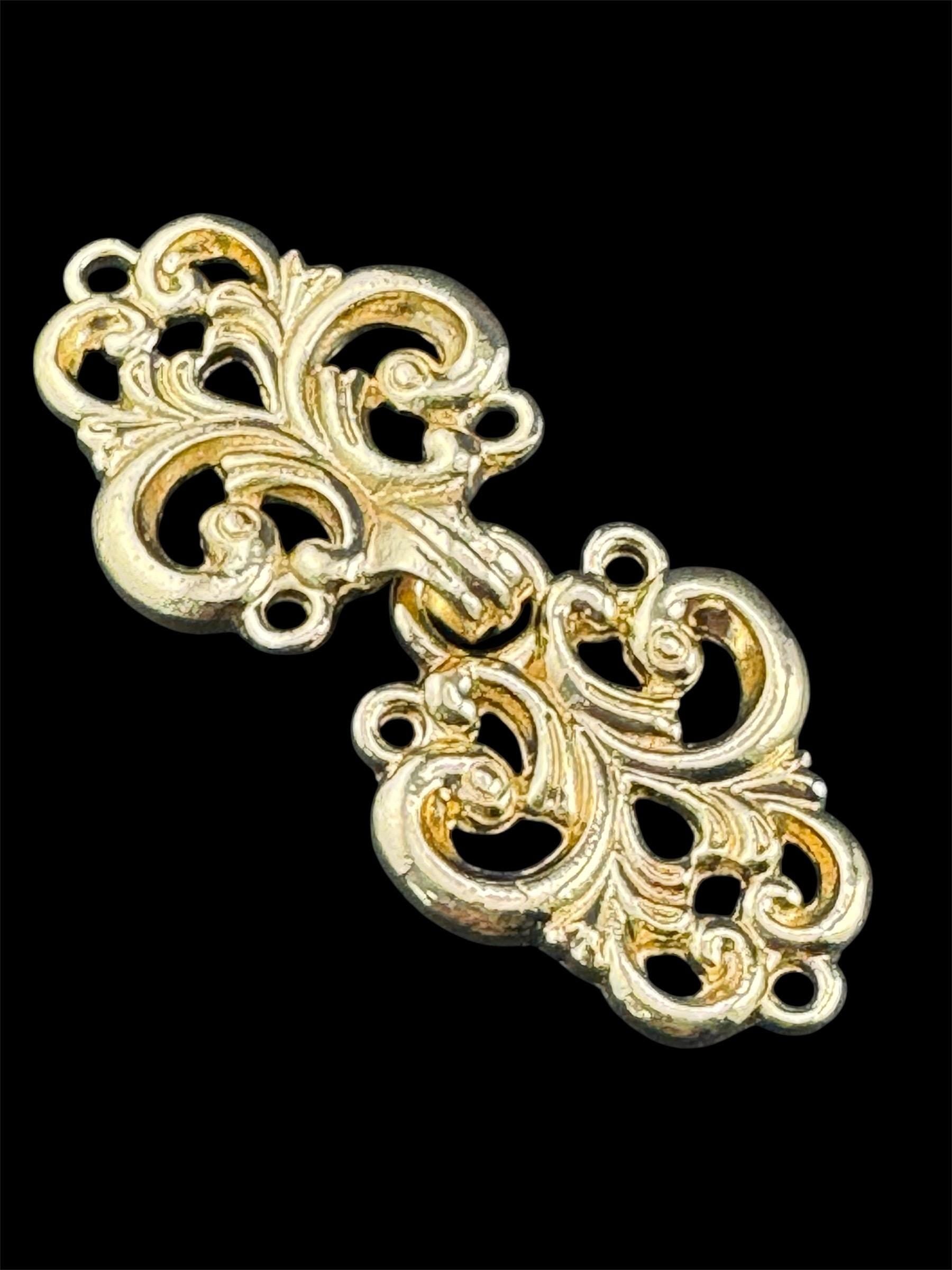 gold double belt buckle , sewing clothing cardigan cloak clasp