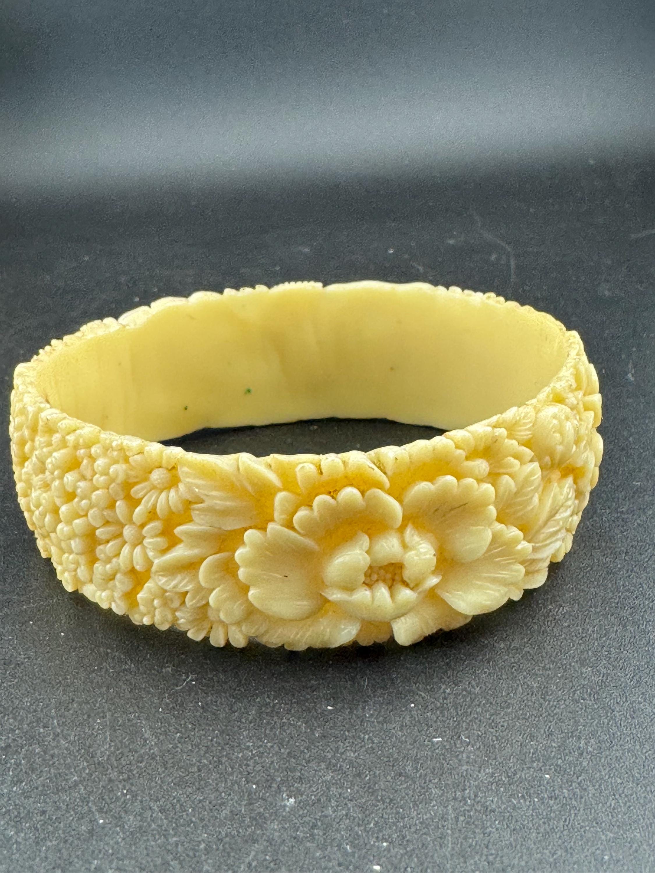 Antique Vintage Early Plastic Faux Bone Horn Celluloid Carved Bangle Bracelet